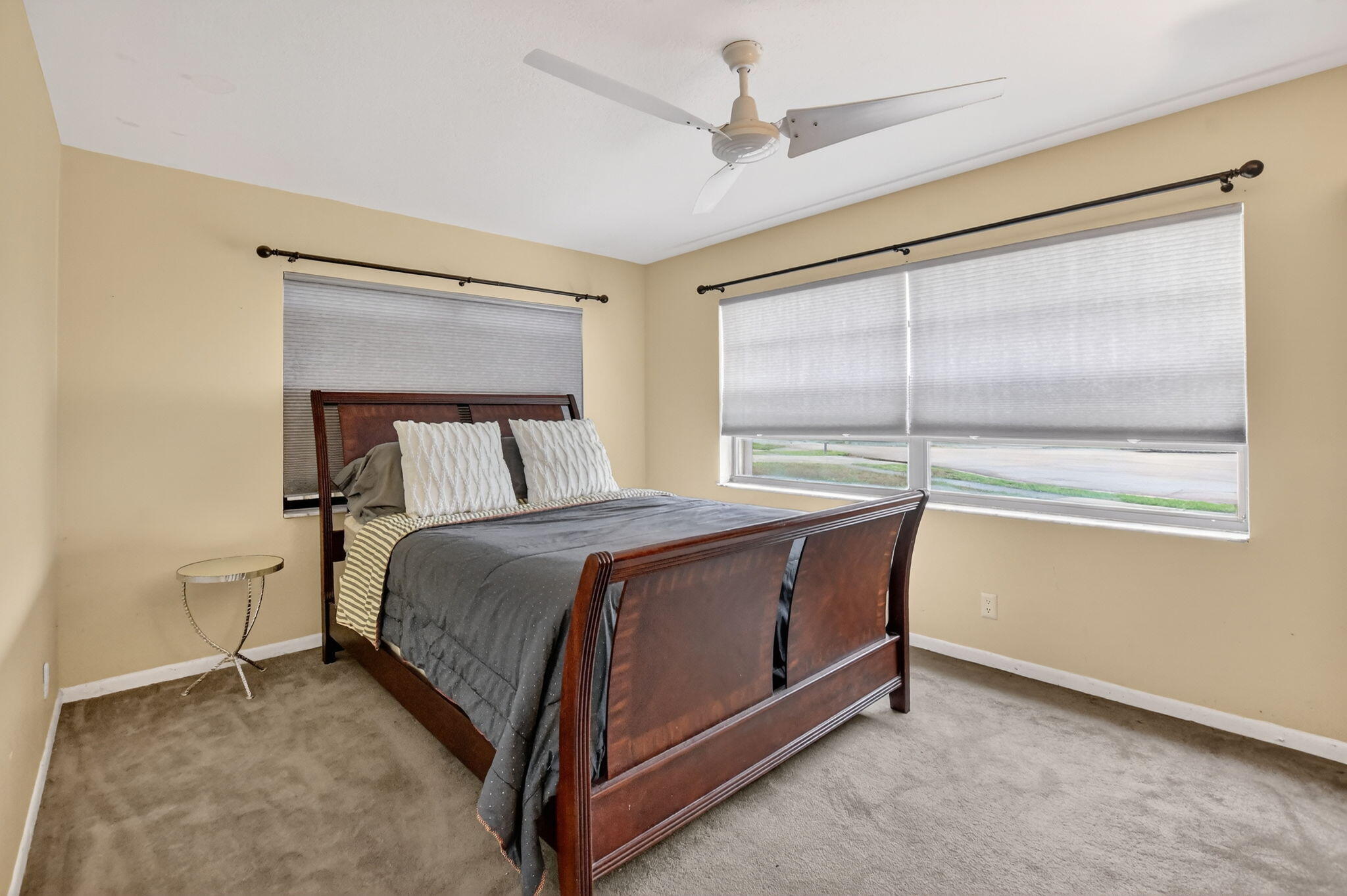 SANDALFOOT COVE SEC 11 - Residential