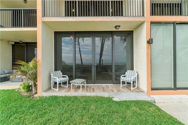 OCEAN TOWNHOUSES CONDO - Residential