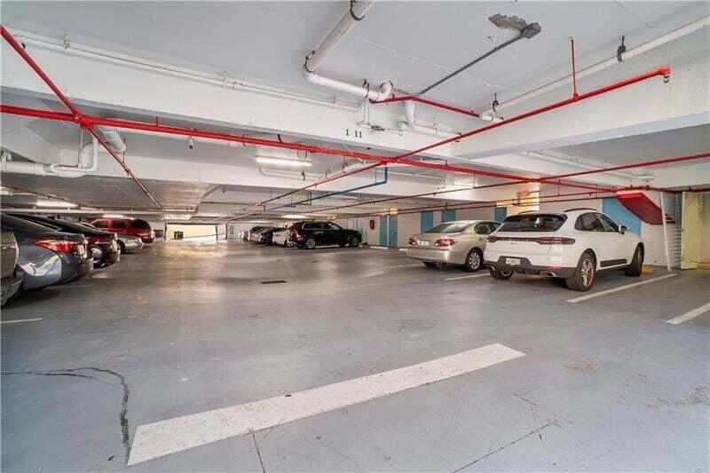 OCEAN TOWNHOUSES CONDO - Residential