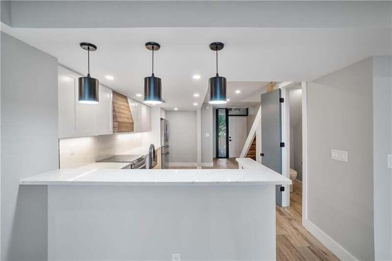 OCEAN TOWNHOUSES CONDO - Residential
