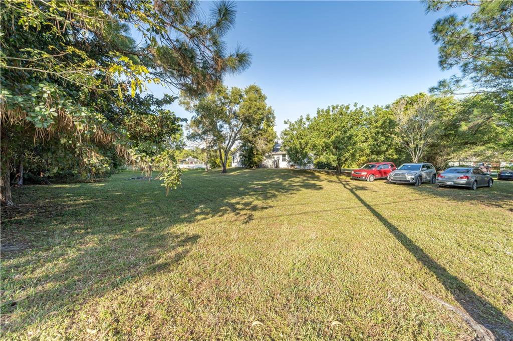 Acreage & Unrec - Residential