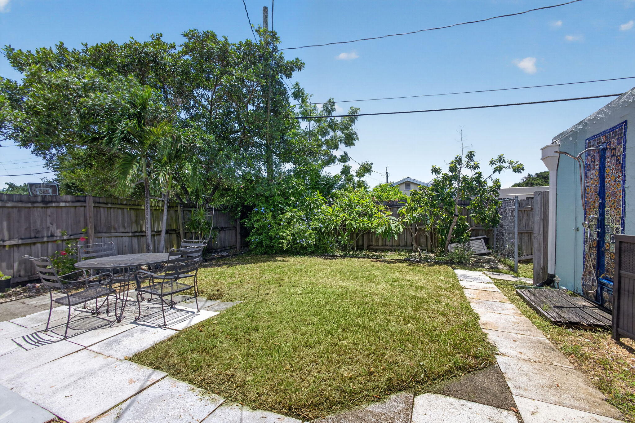 NORTH LAKE WORTH - Residential