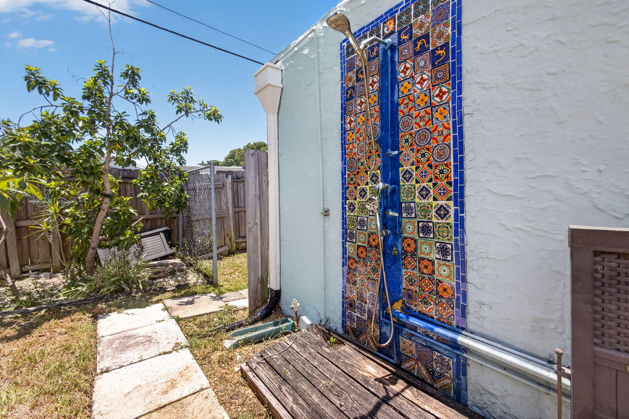 NORTH LAKE WORTH - Residential
