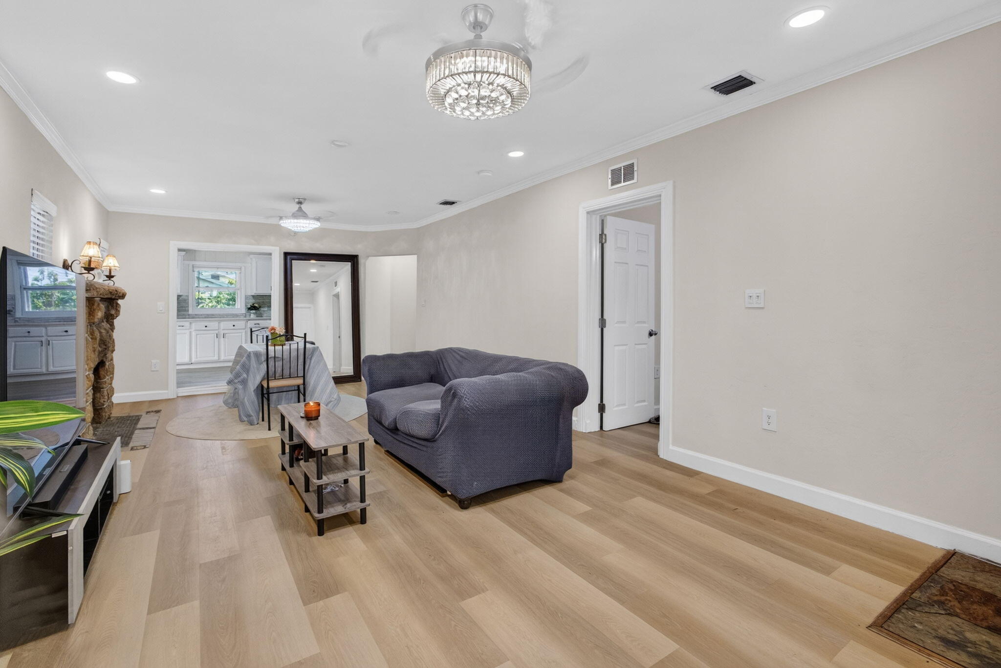 NORTH LAKE WORTH - Residential