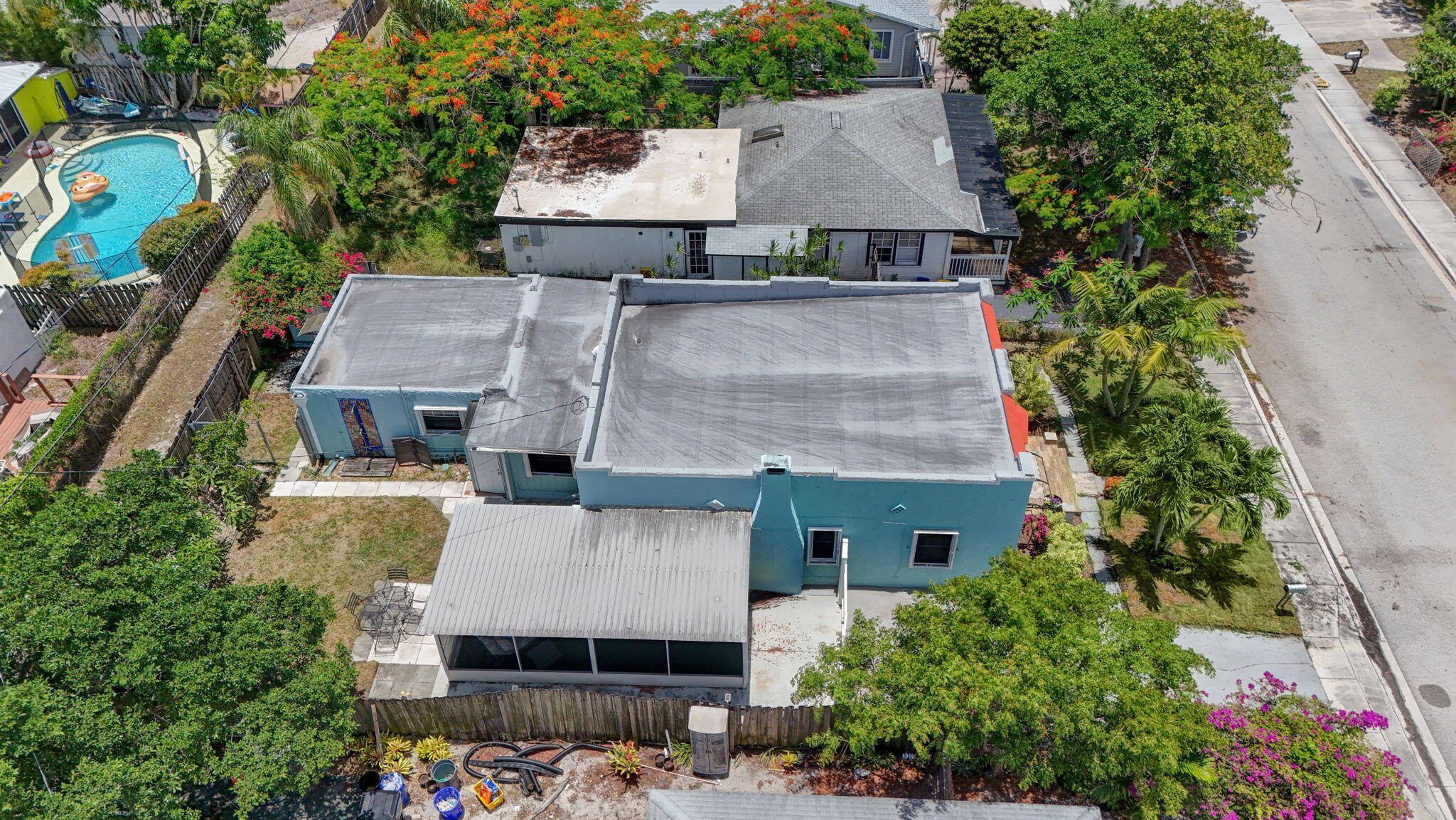 NORTH LAKE WORTH - Residential