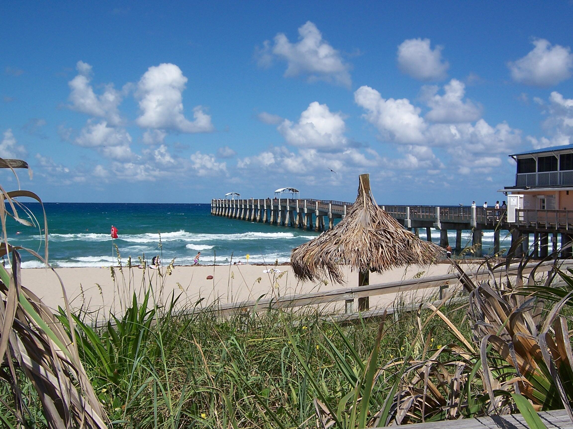 NORTH LAKE WORTH - Residential