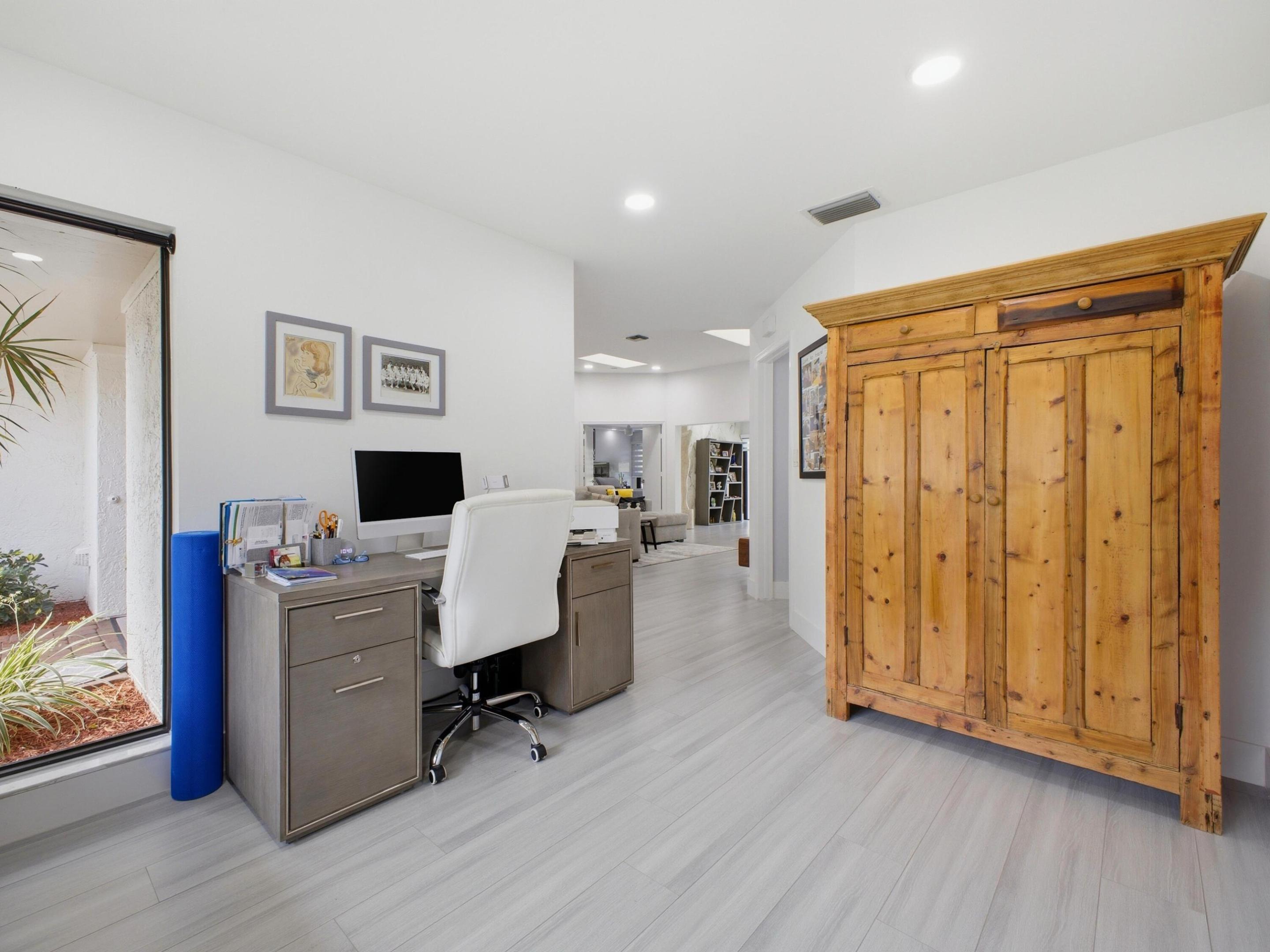 CYPRESS POINT VILLAS - Residential