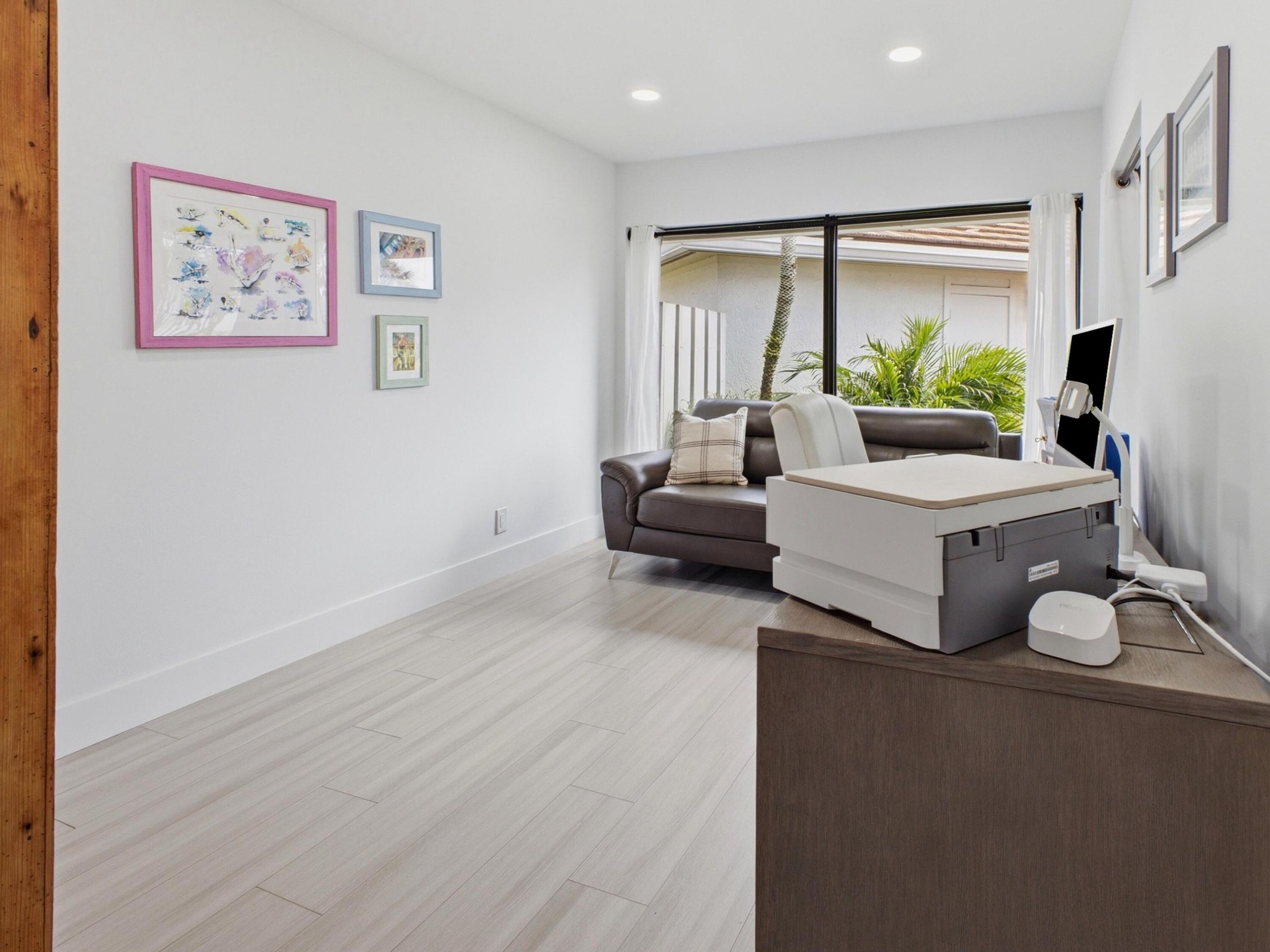 CYPRESS POINT VILLAS - Residential