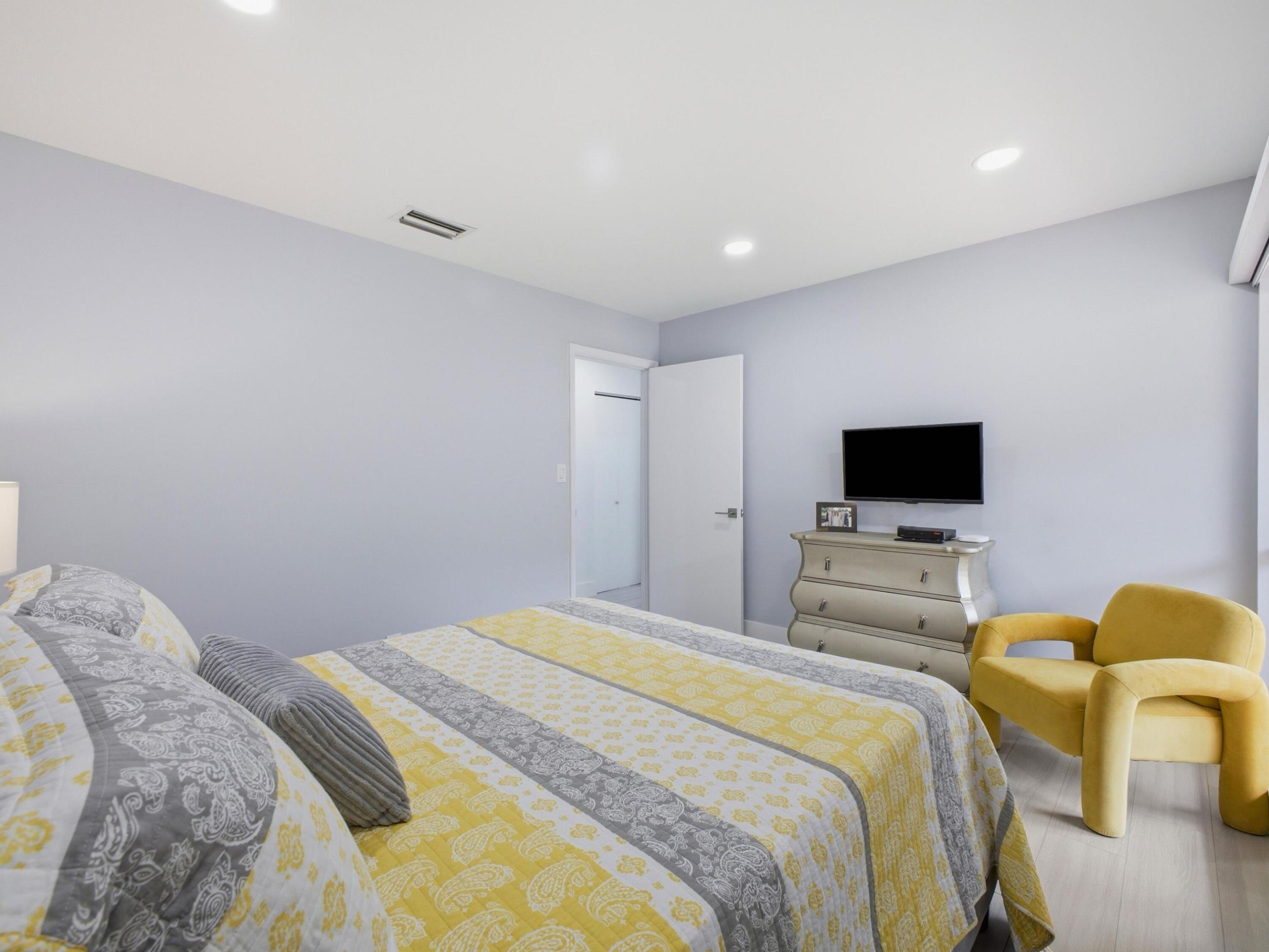 CYPRESS POINT VILLAS - Residential