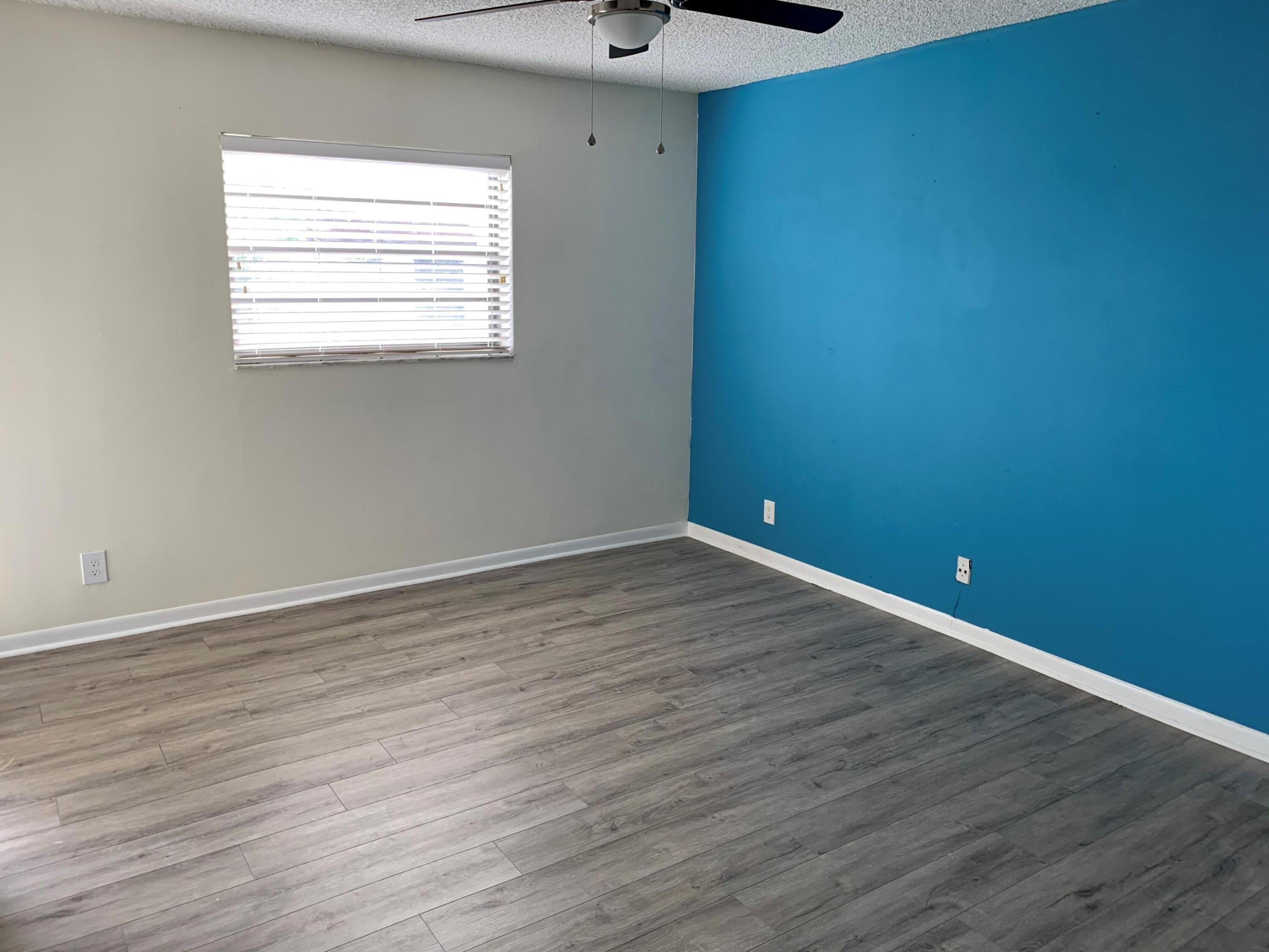 PLANTATION RACQUET CLUB - Residential