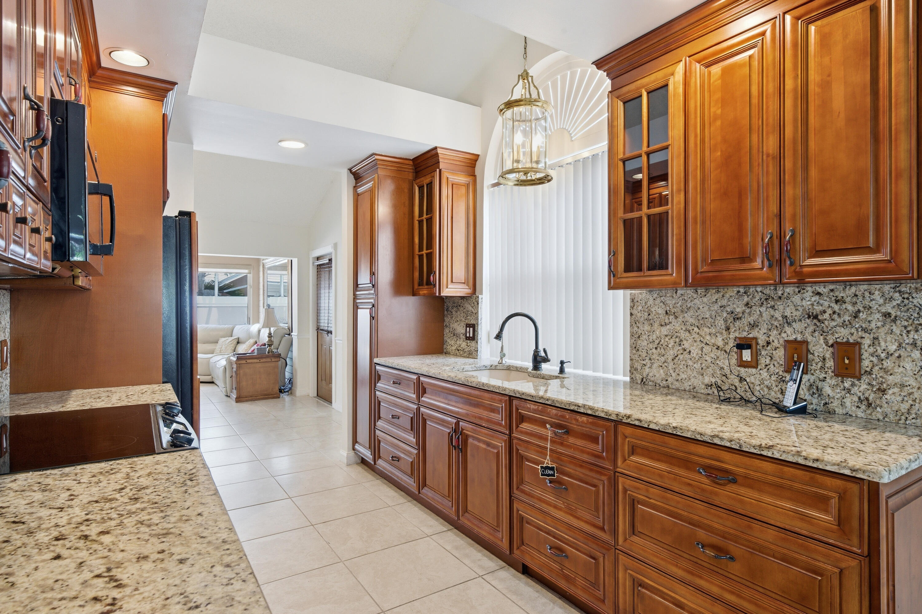 SARATOGA BAY - Residential