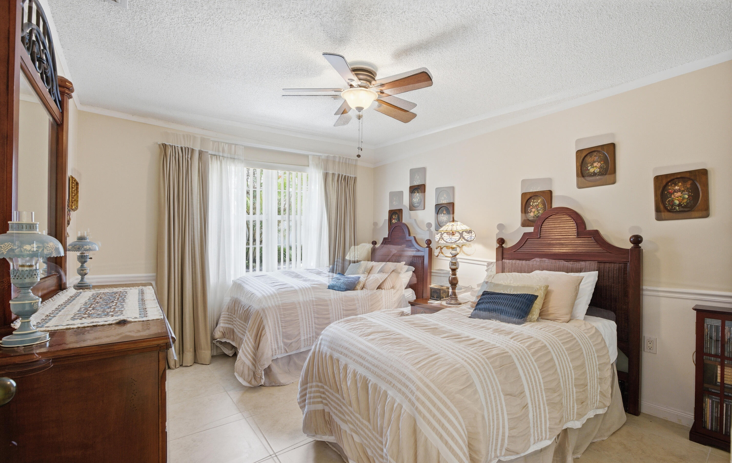 SARATOGA BAY - Residential