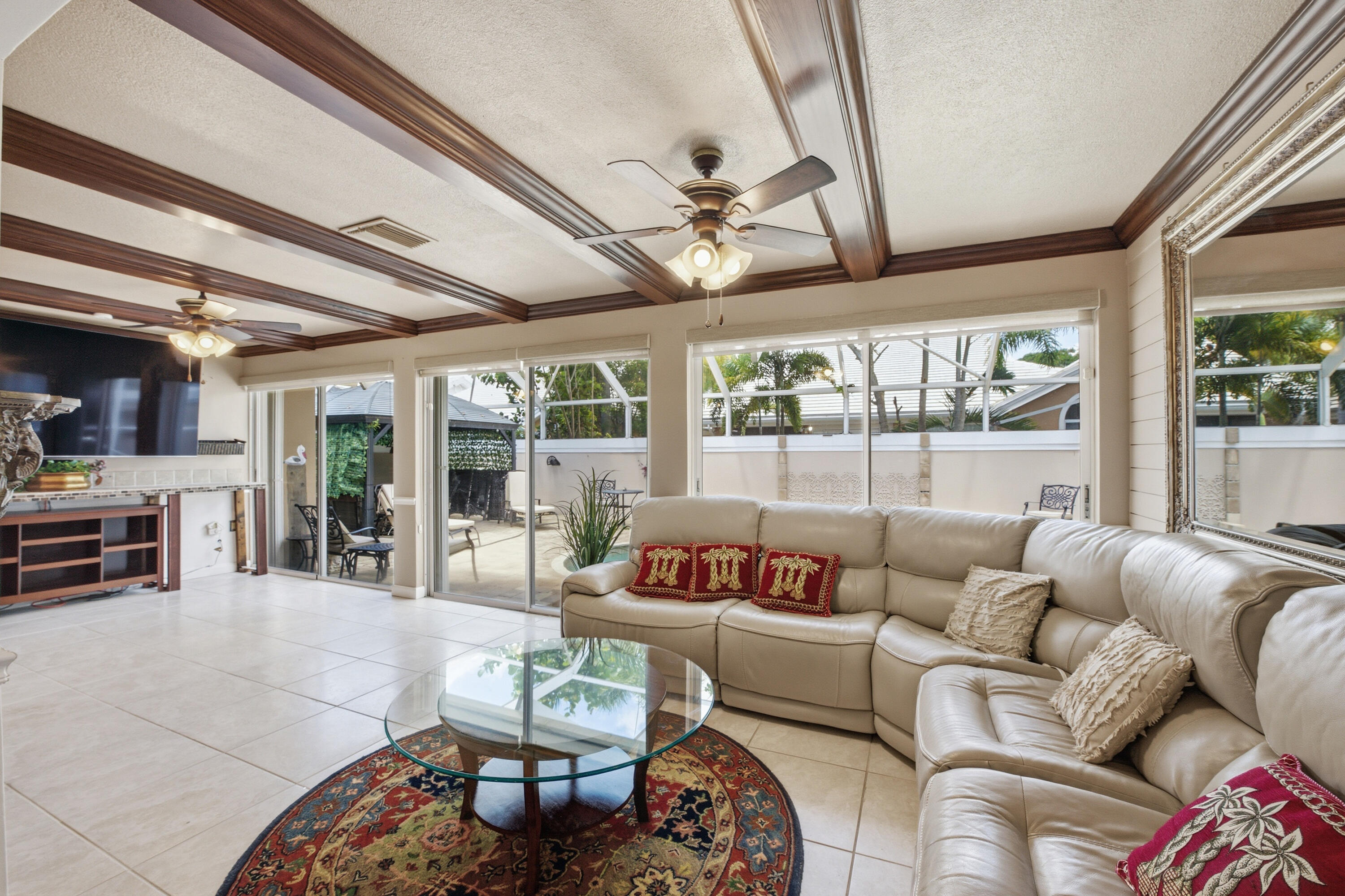 SARATOGA BAY - Residential