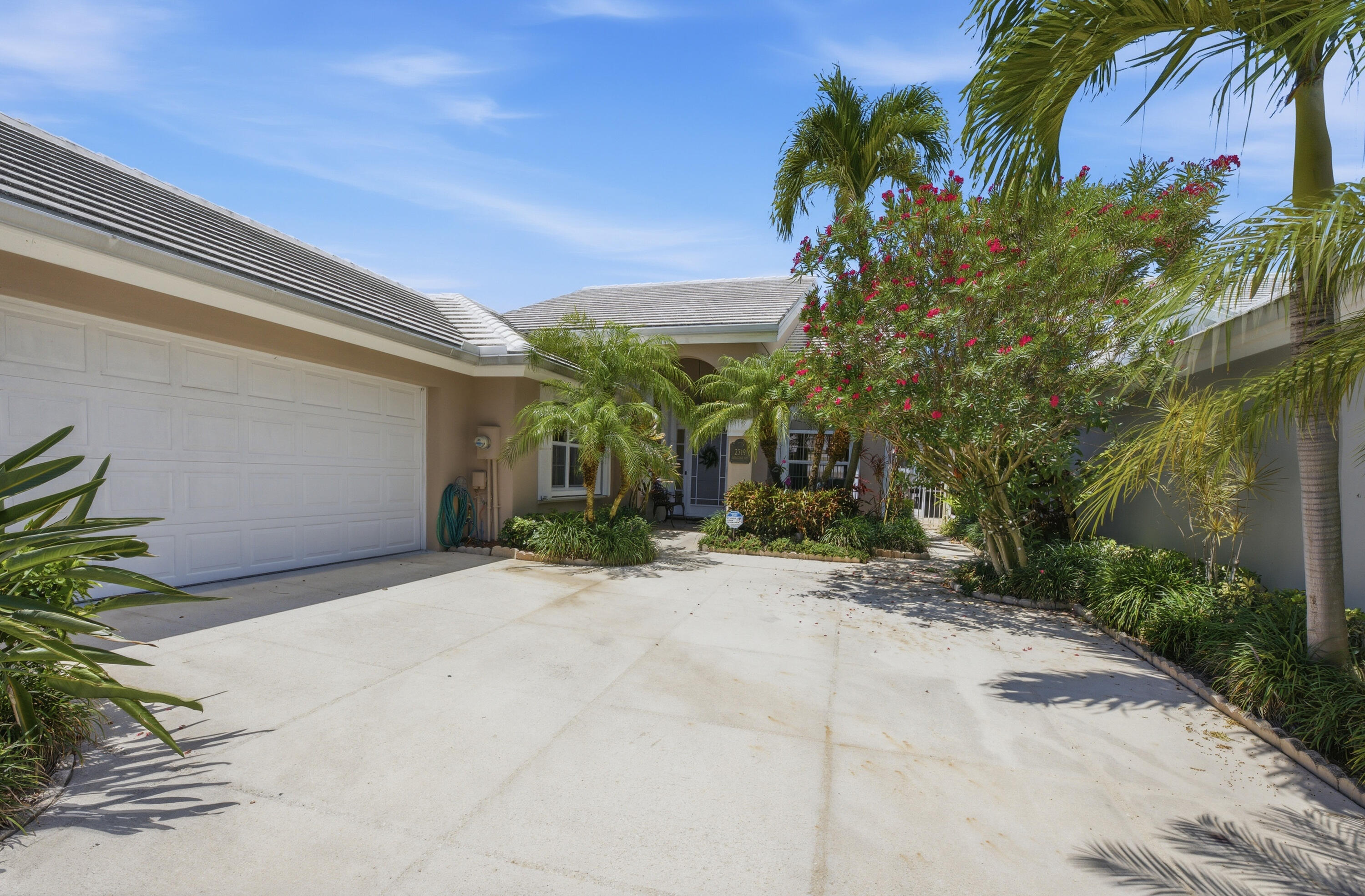 SARATOGA BAY - Residential