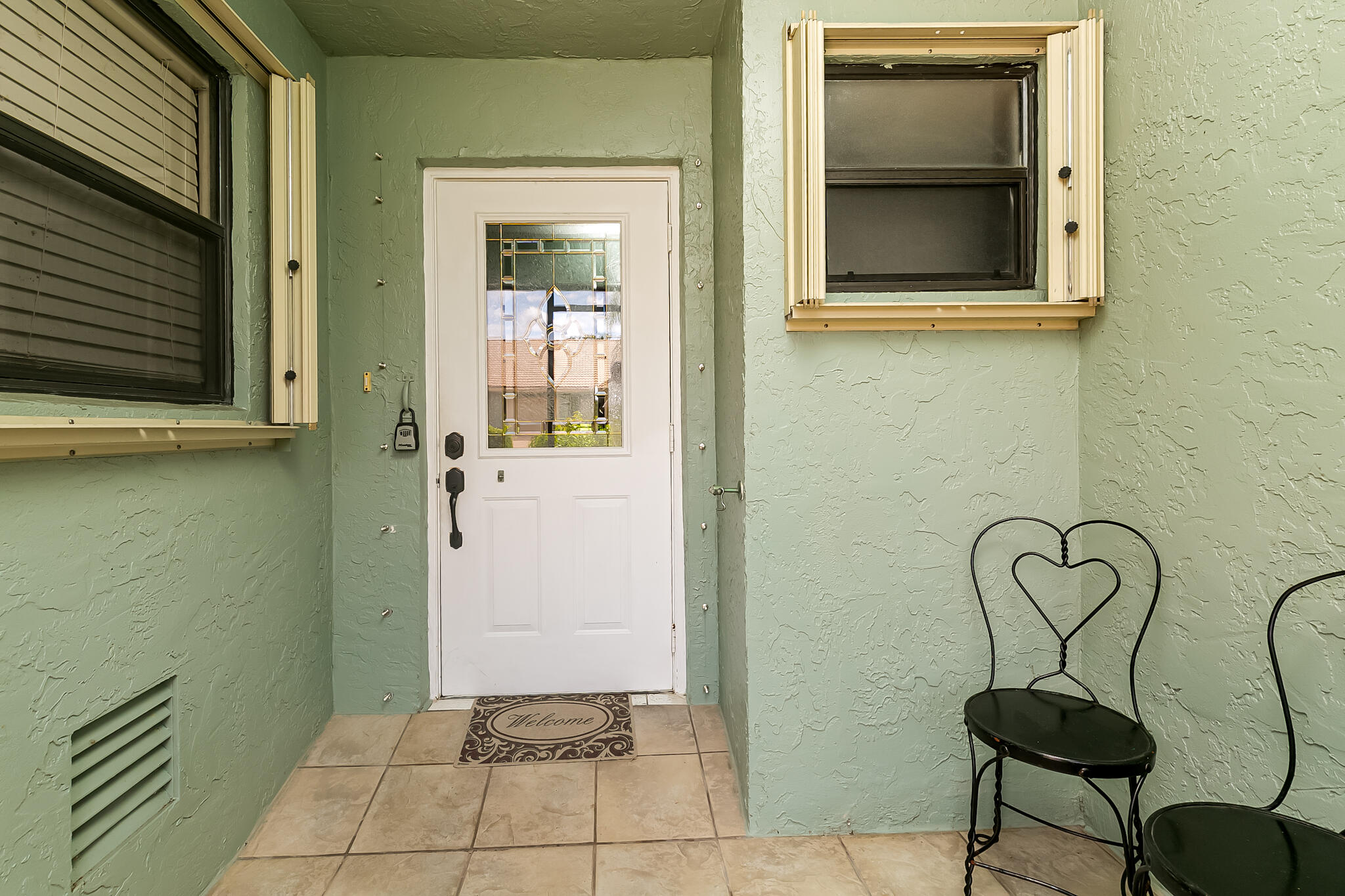 VILLAS AT GATOR TRACE - Residential Lease