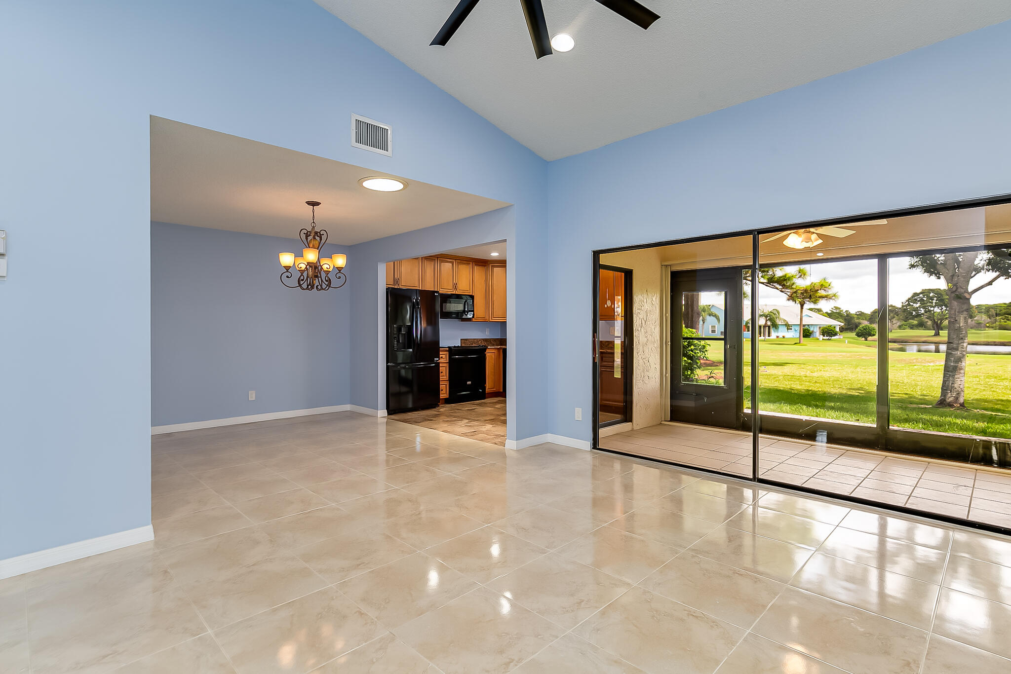 VILLAS AT GATOR TRACE - Residential Lease
