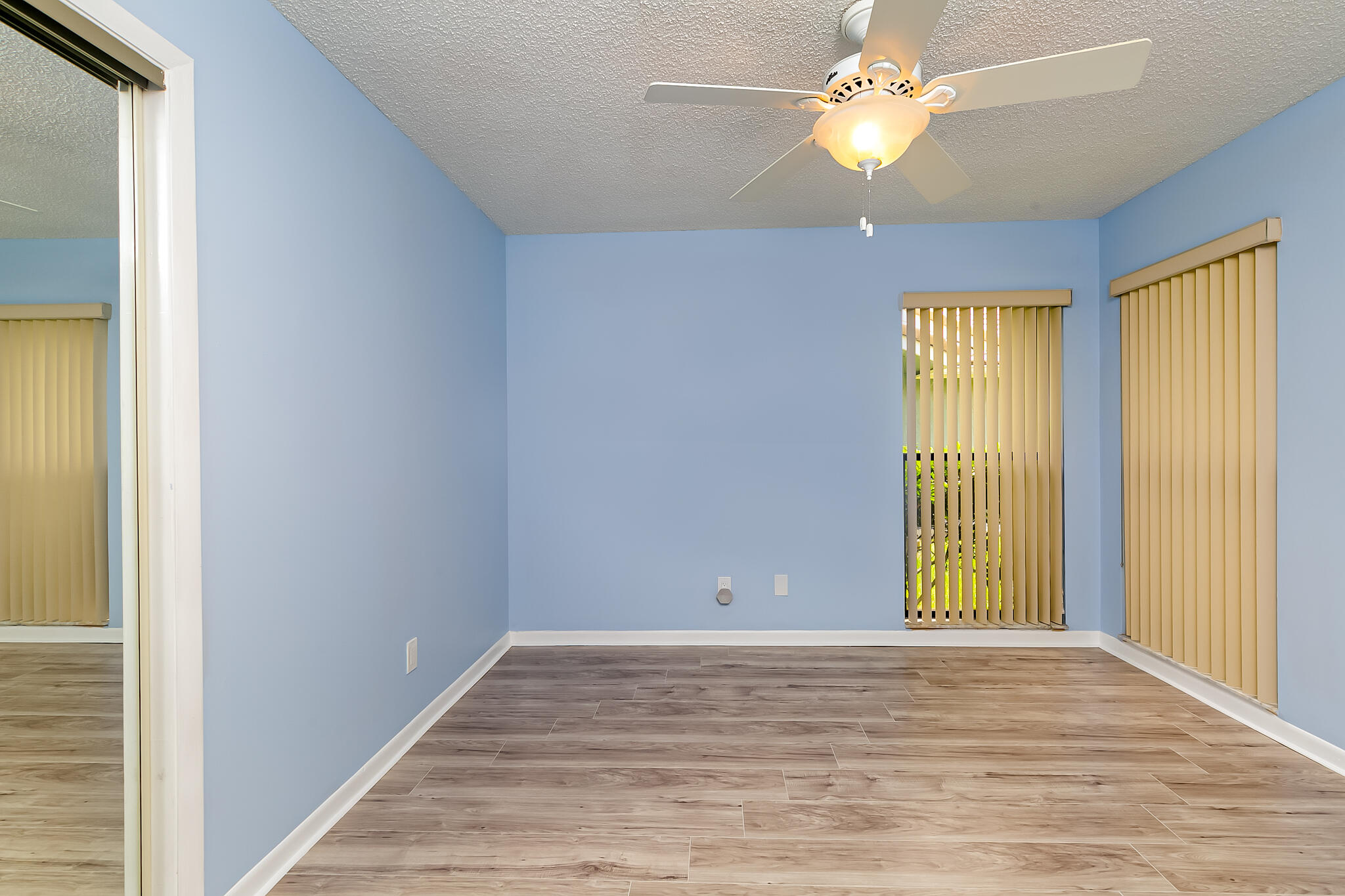 VILLAS AT GATOR TRACE - Residential Lease