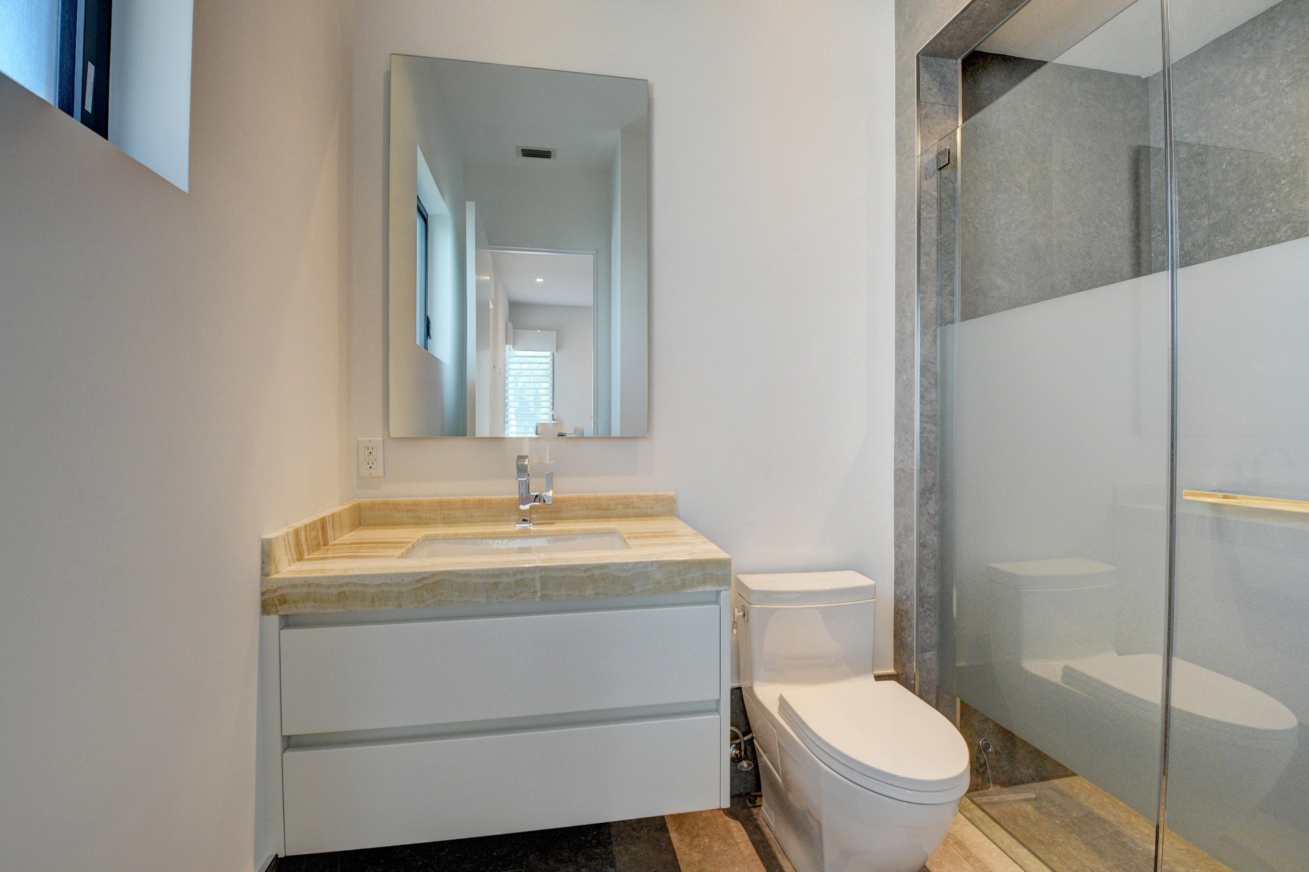 ST ANDREWS COUNTRY CLUB - Residential