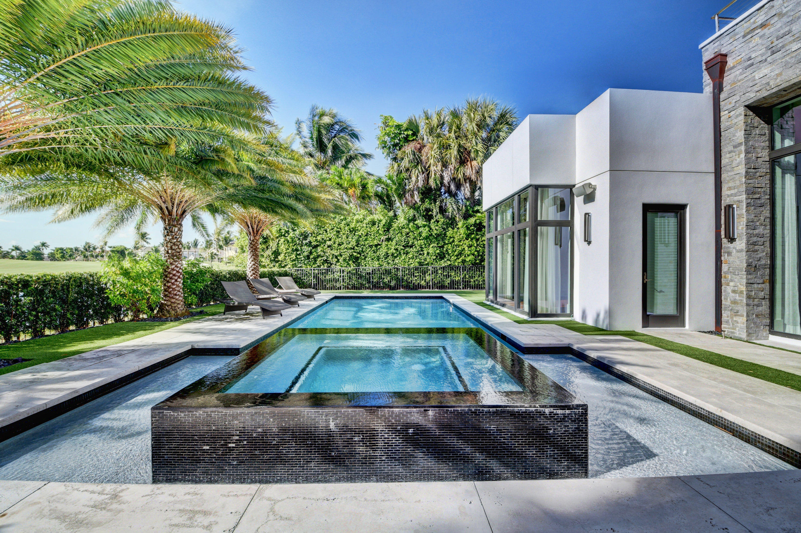 ST ANDREWS COUNTRY CLUB - Residential