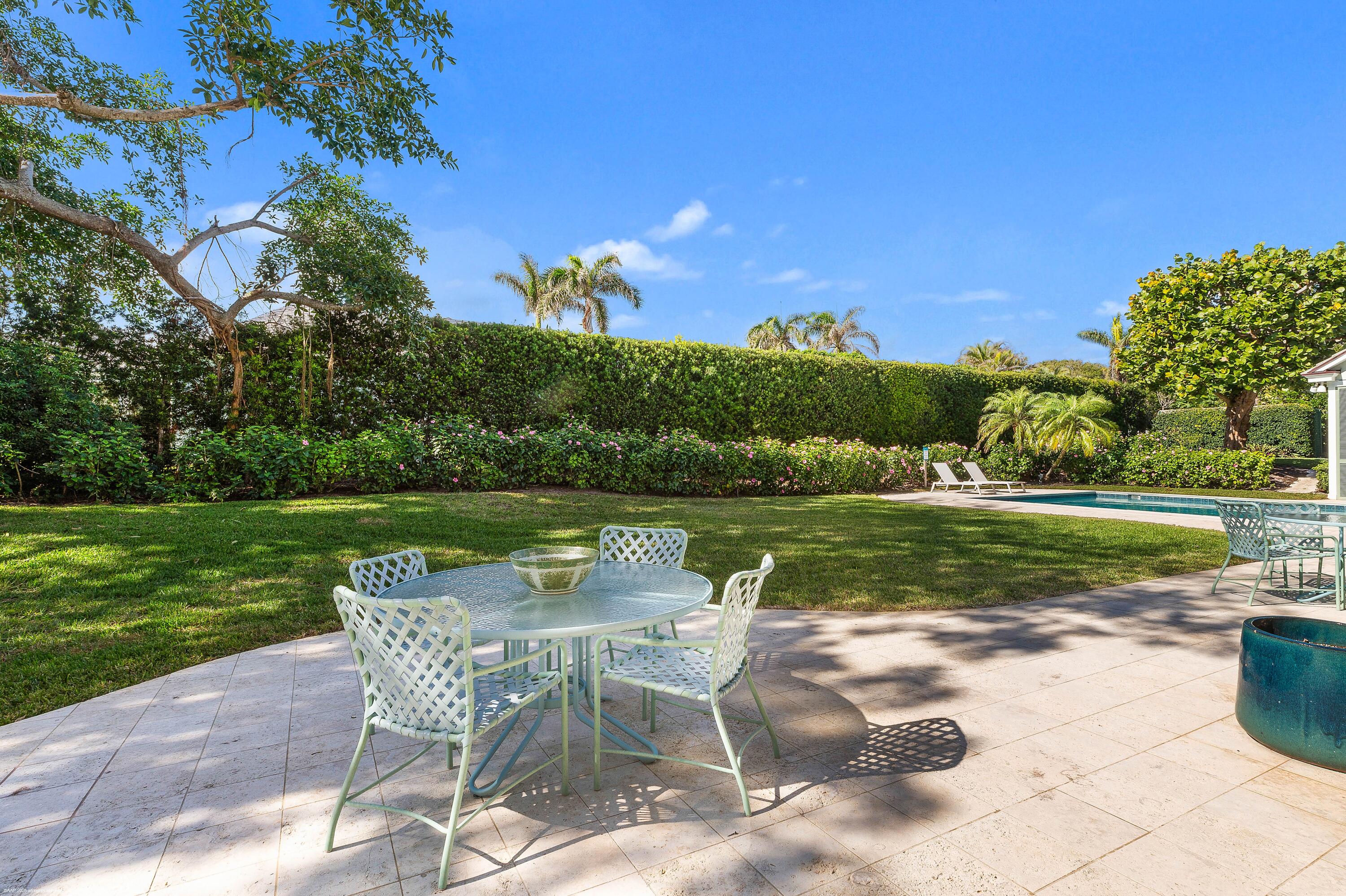 JUPITER ISLAND - Residential