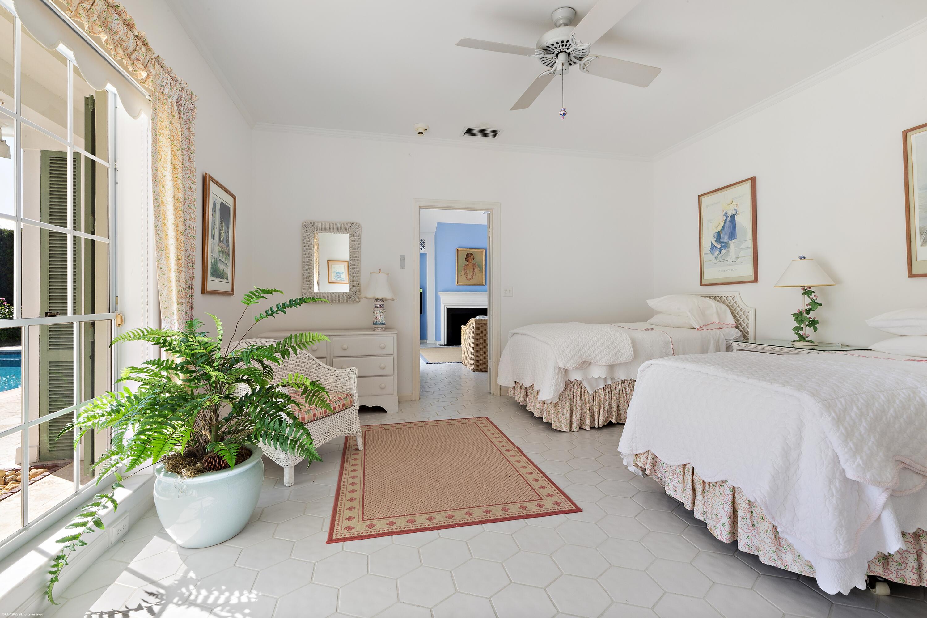 JUPITER ISLAND - Residential