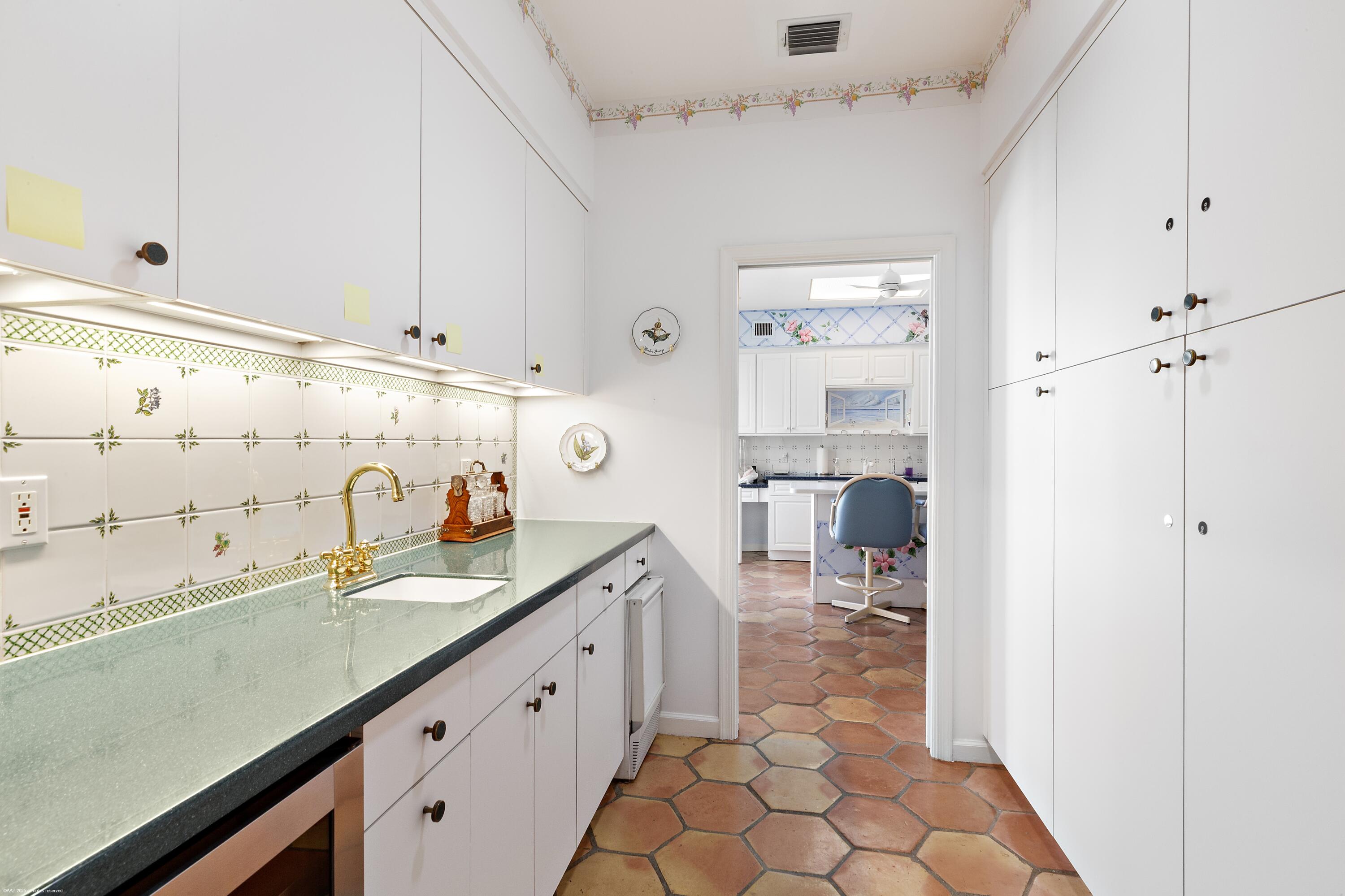 JUPITER ISLAND - Residential