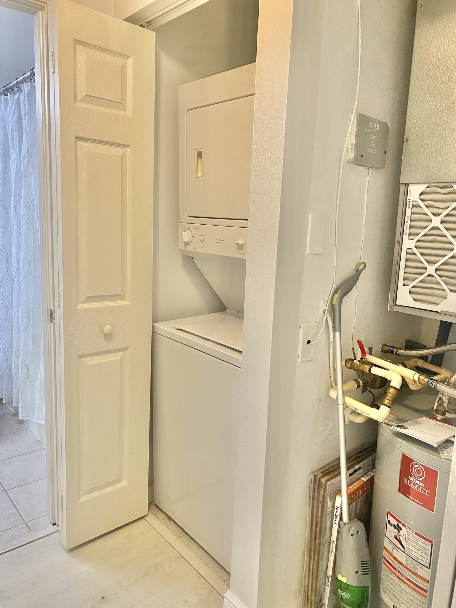 COURTYARDS IN CITYPLACE CONDO - Residential Lease