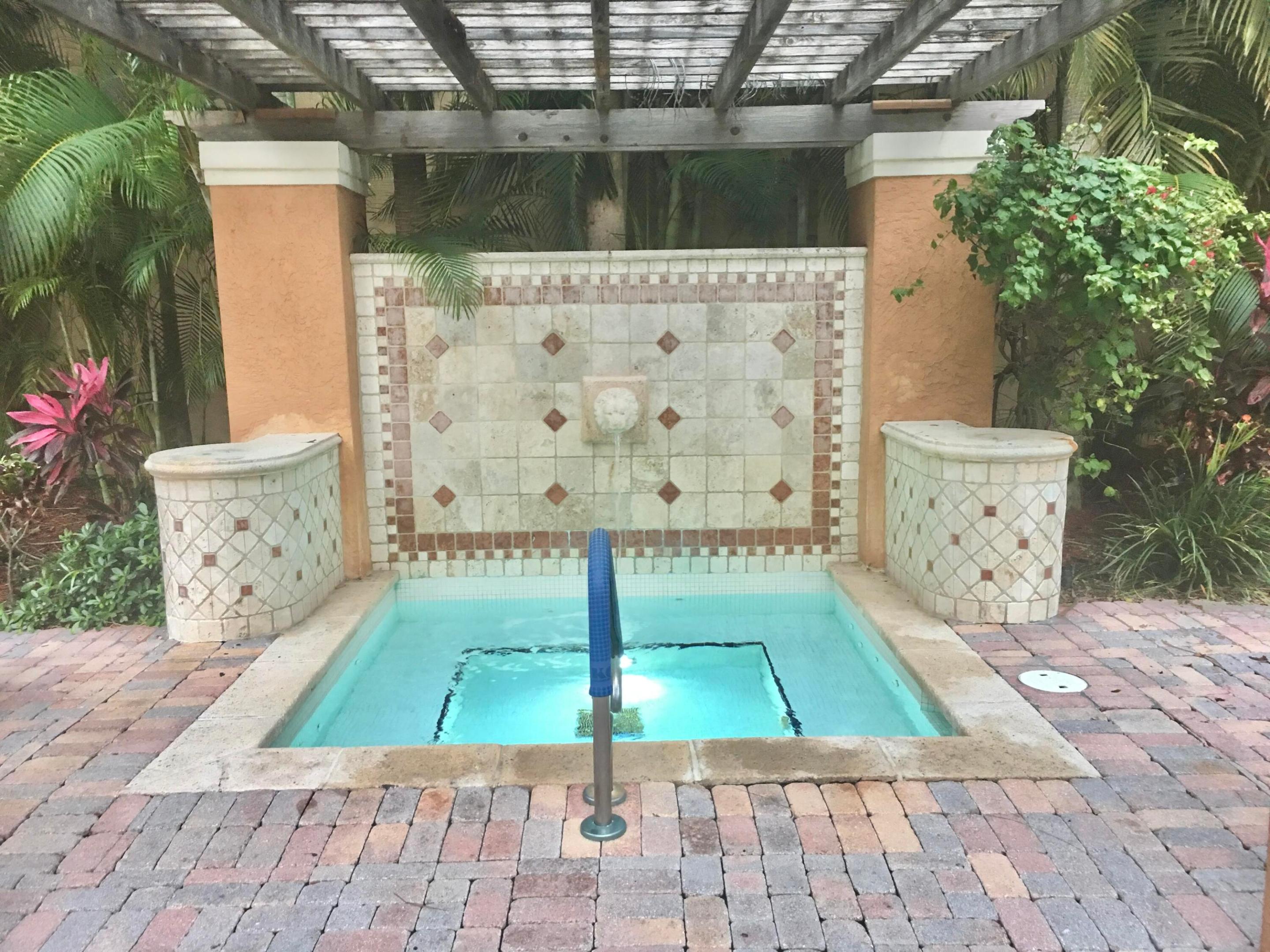 COURTYARDS IN CITYPLACE CONDO - Residential Lease