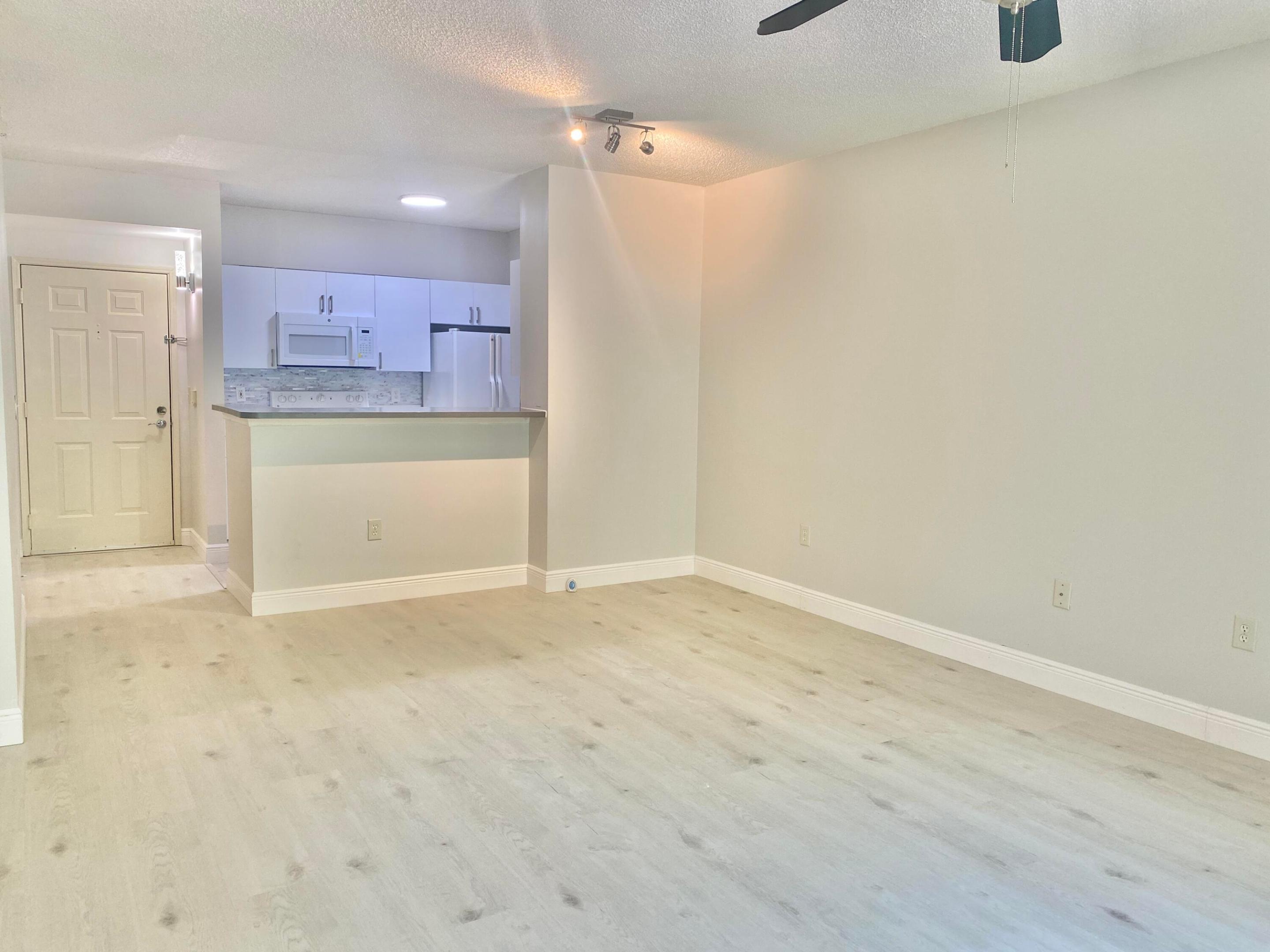 COURTYARDS IN CITYPLACE CONDO - Residential Lease