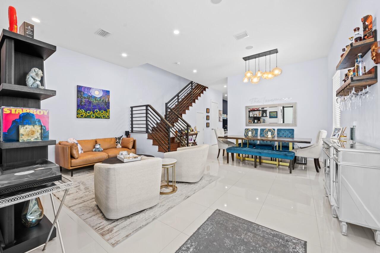 LYNDALE SECOND ADDITION - Residential