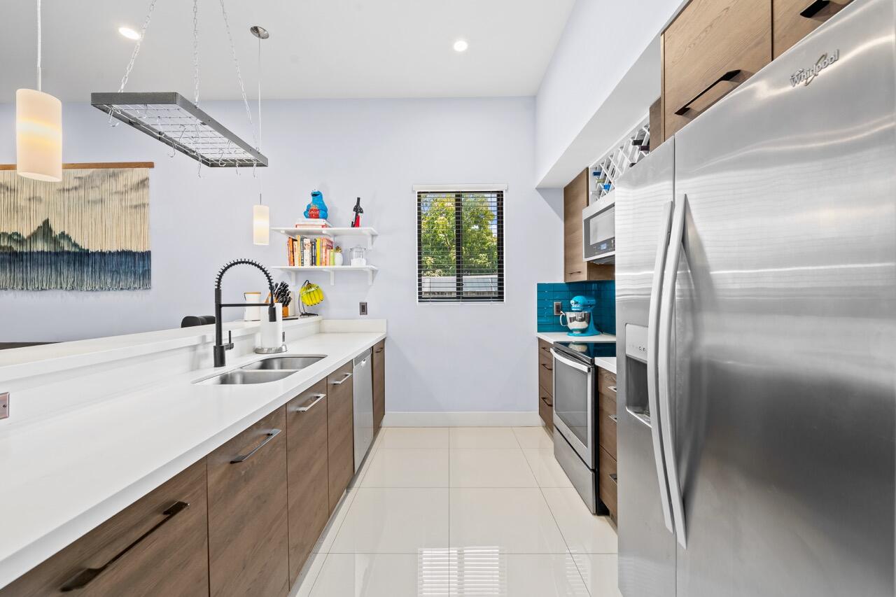 LYNDALE SECOND ADDITION - Residential