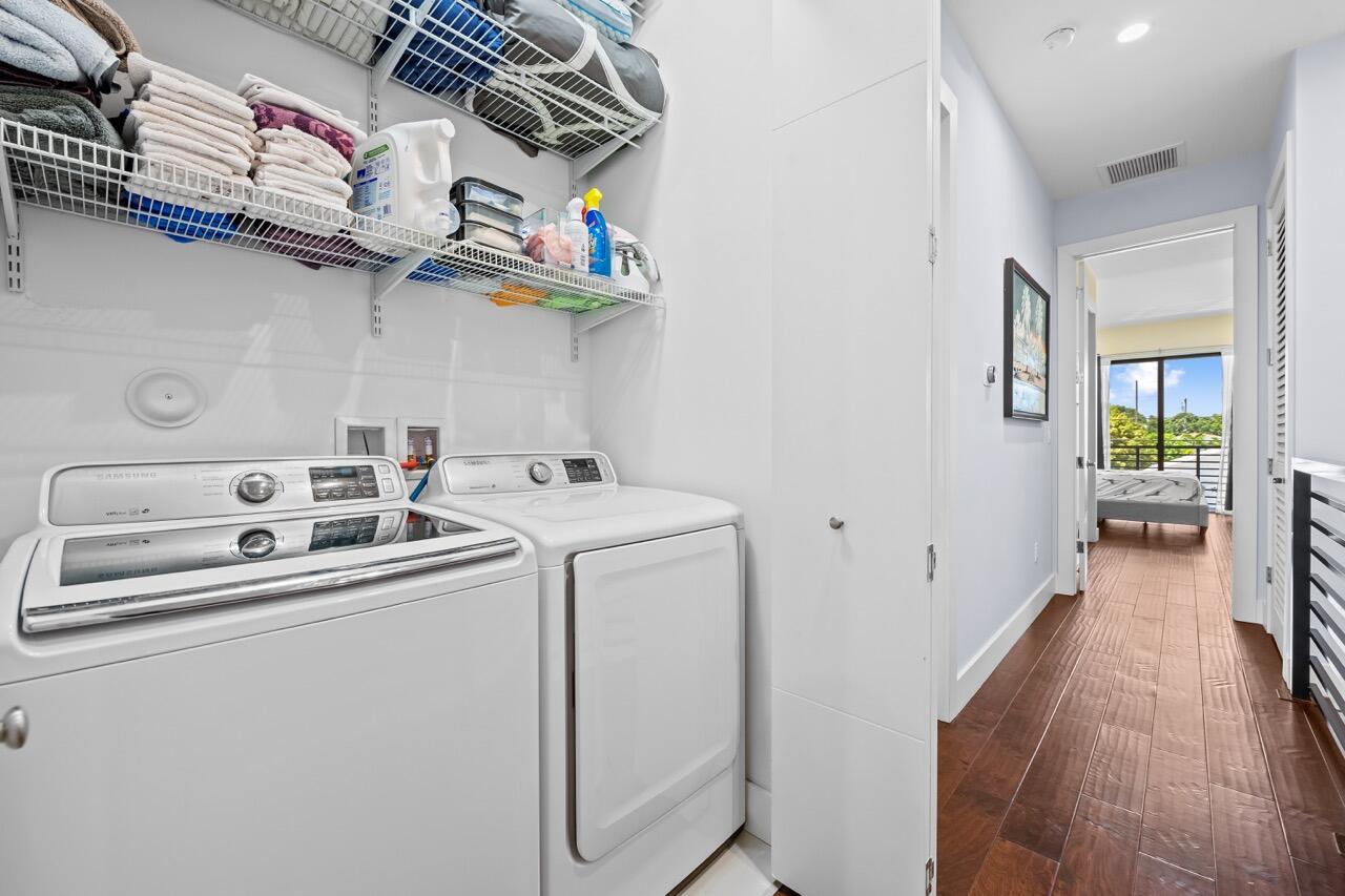 LYNDALE SECOND ADDITION - Residential