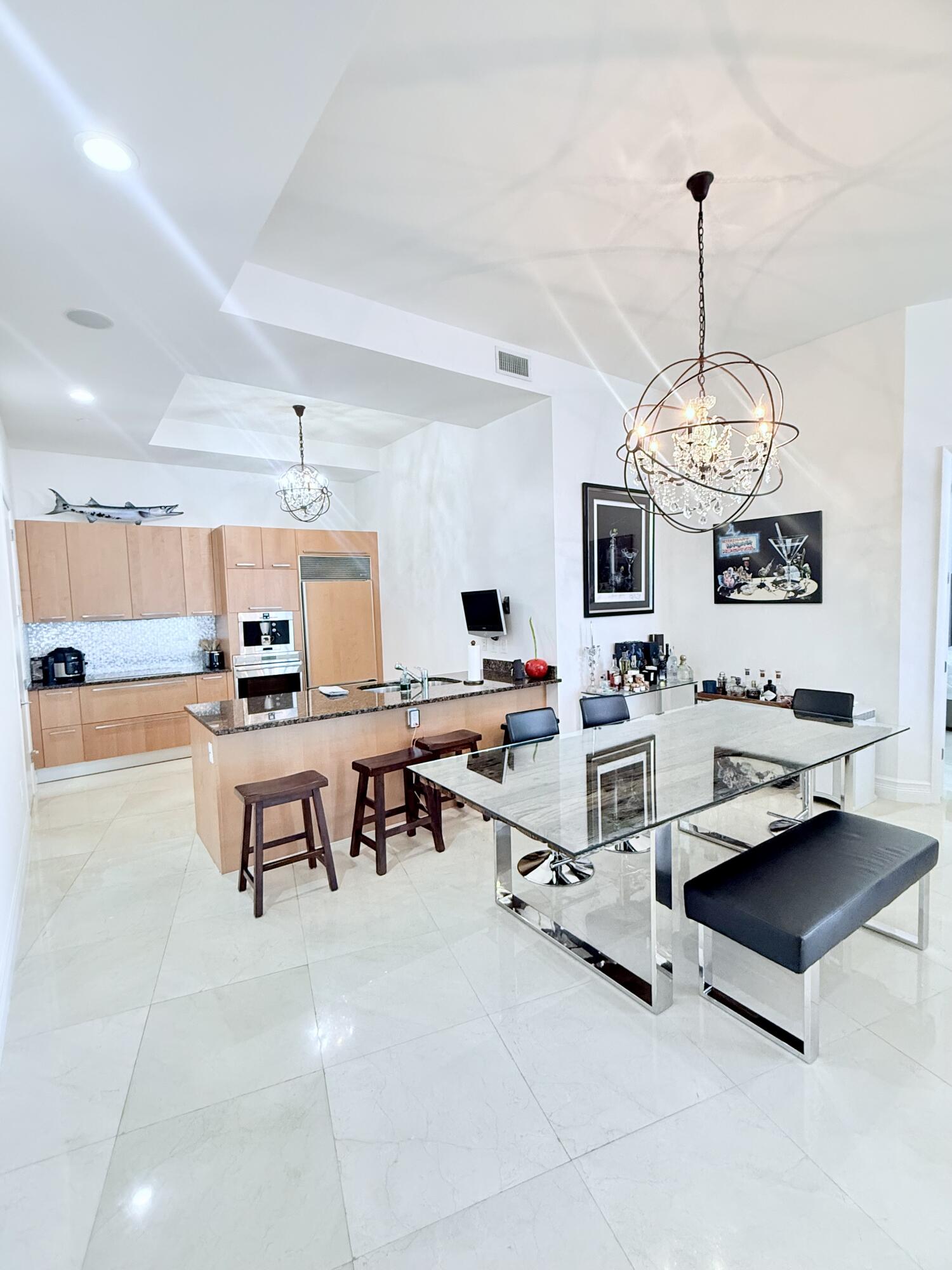 Trump Tower III - Residential