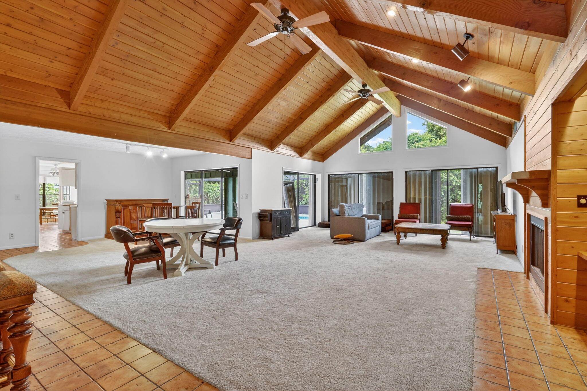 CRANE CREEK RACQUET CLUB - Residential