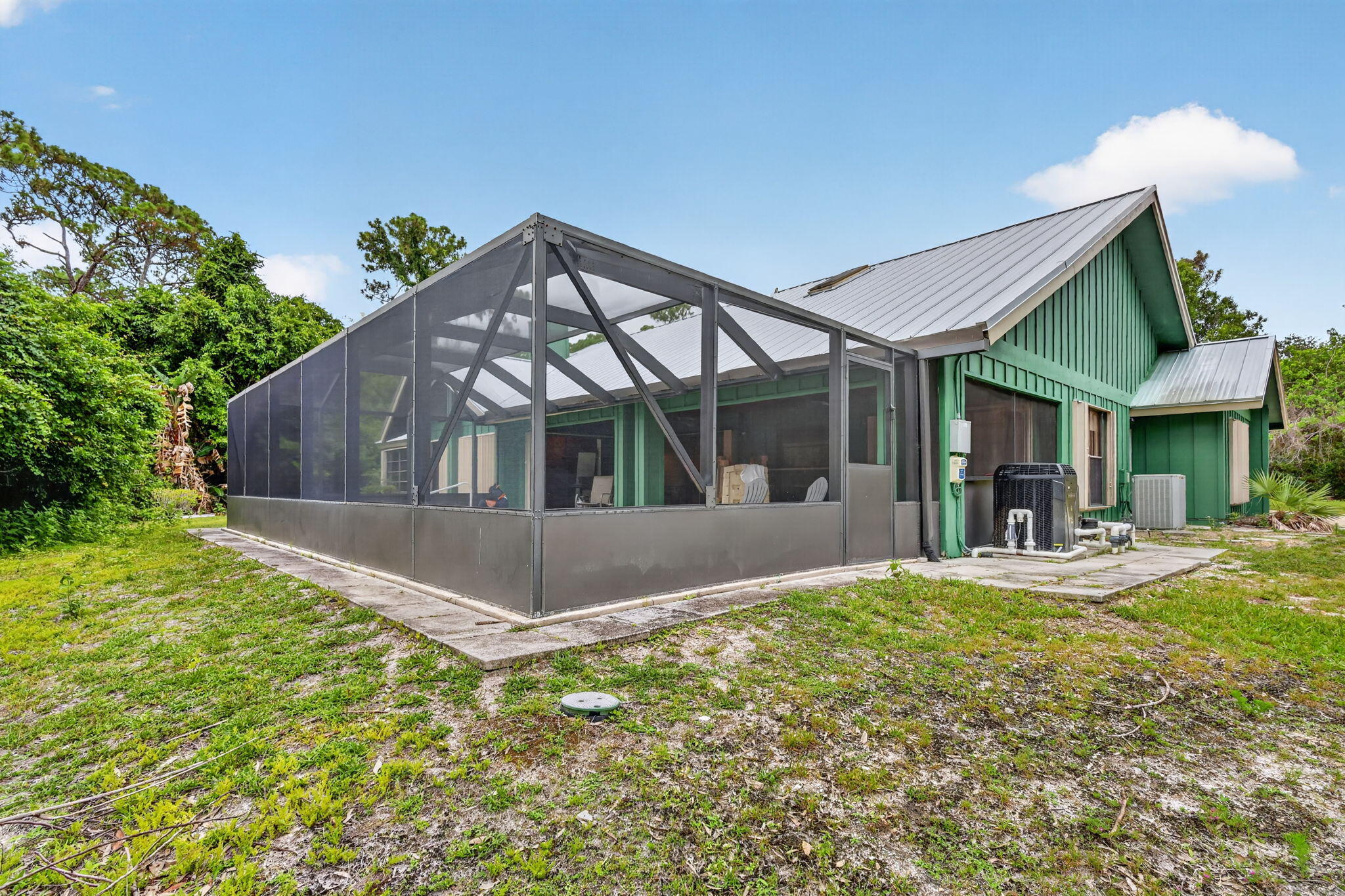 CRANE CREEK RACQUET CLUB - Residential