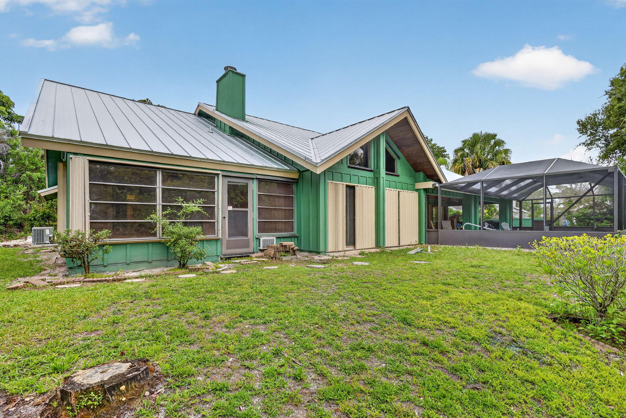 CRANE CREEK RACQUET CLUB - Residential
