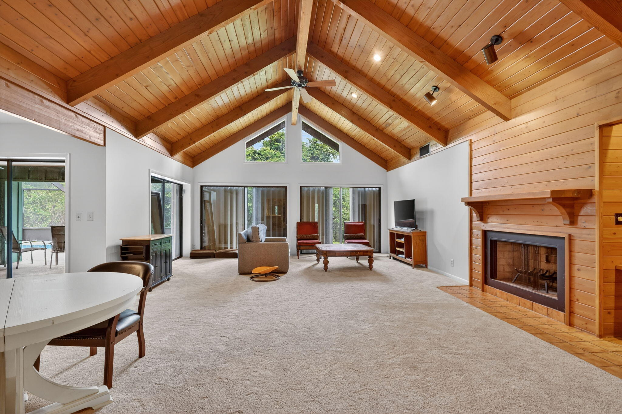 CRANE CREEK RACQUET CLUB - Residential