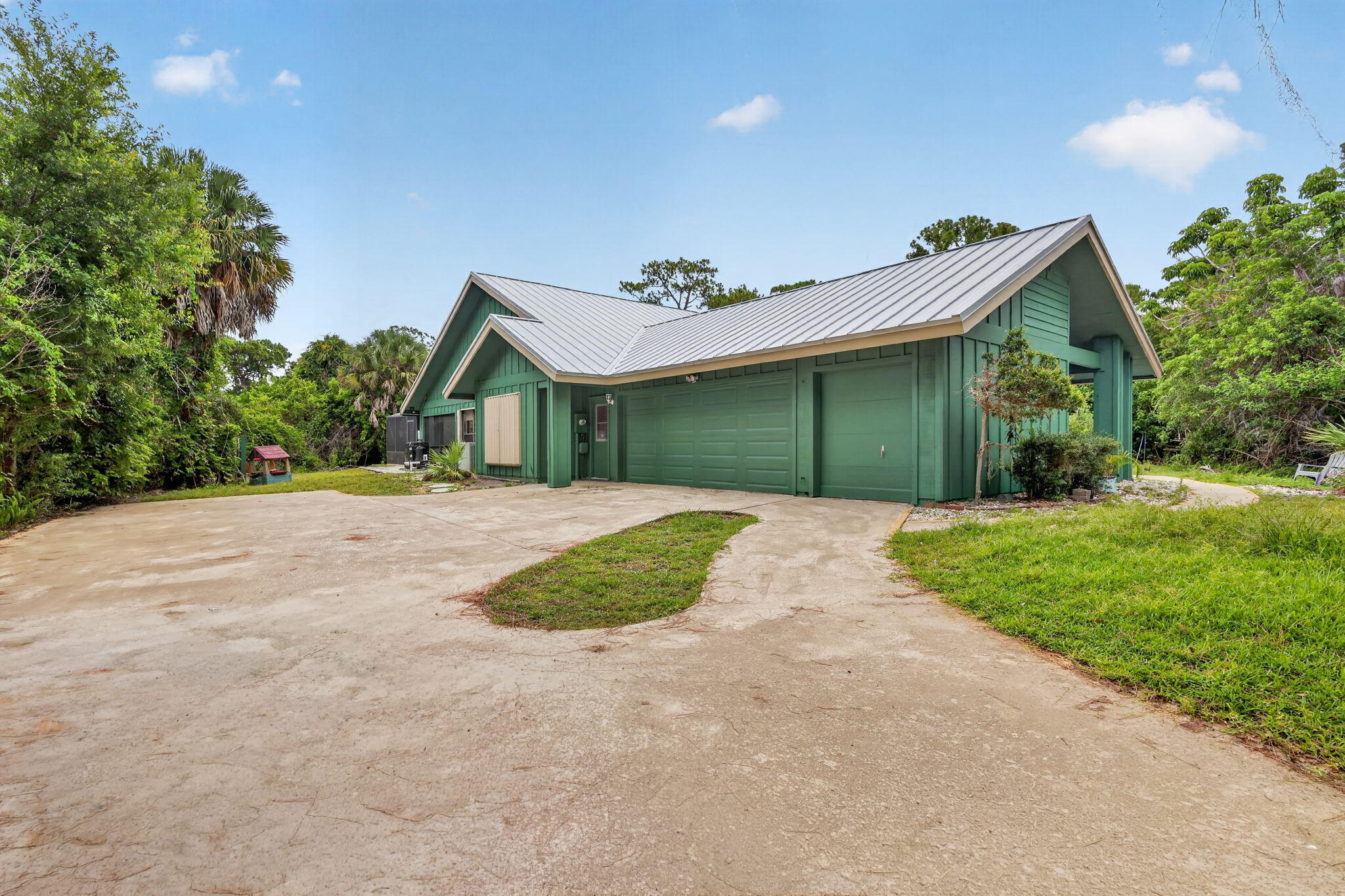 CRANE CREEK RACQUET CLUB - Residential