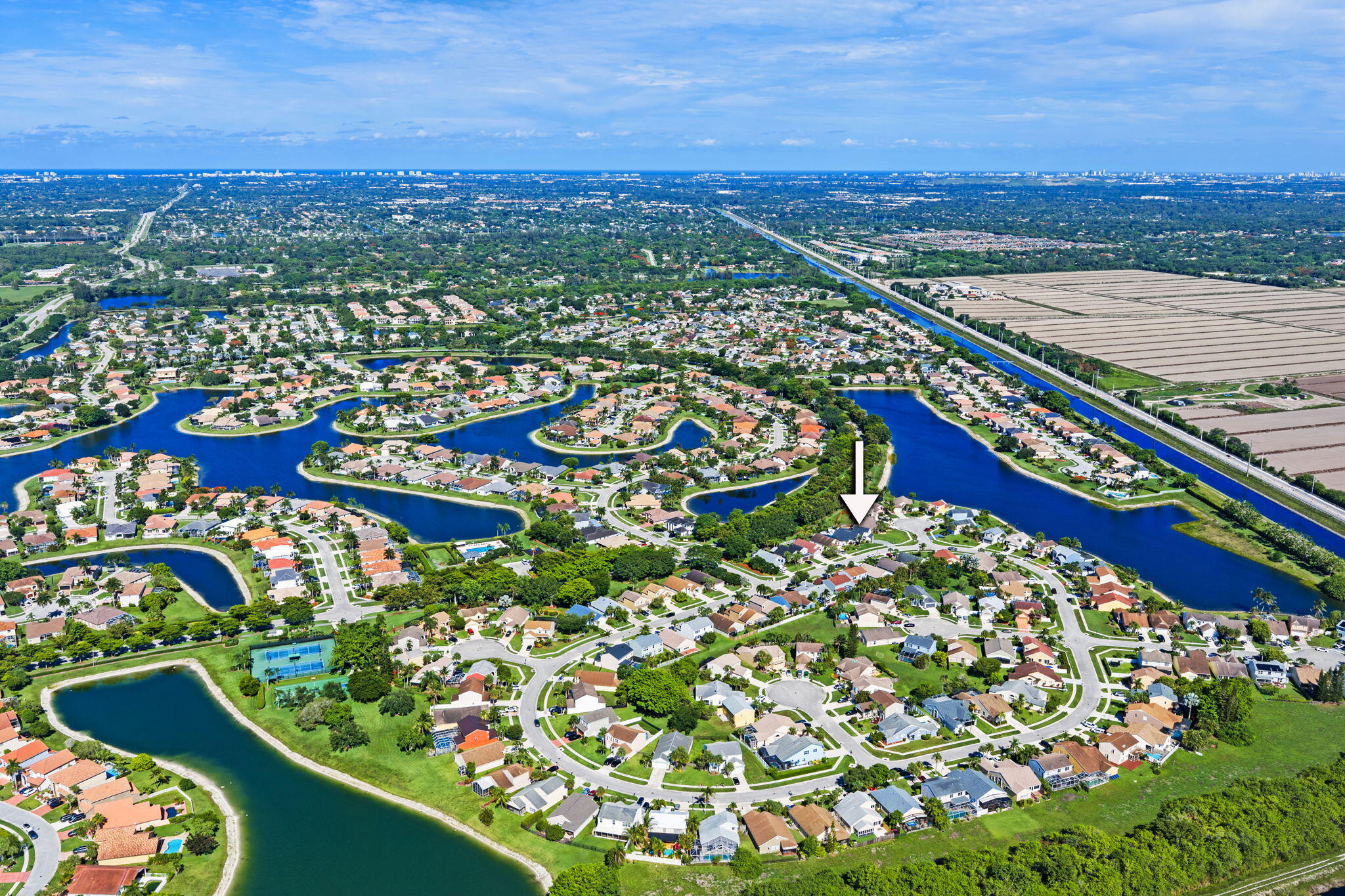 BOCA WINDS PAR F - Residential