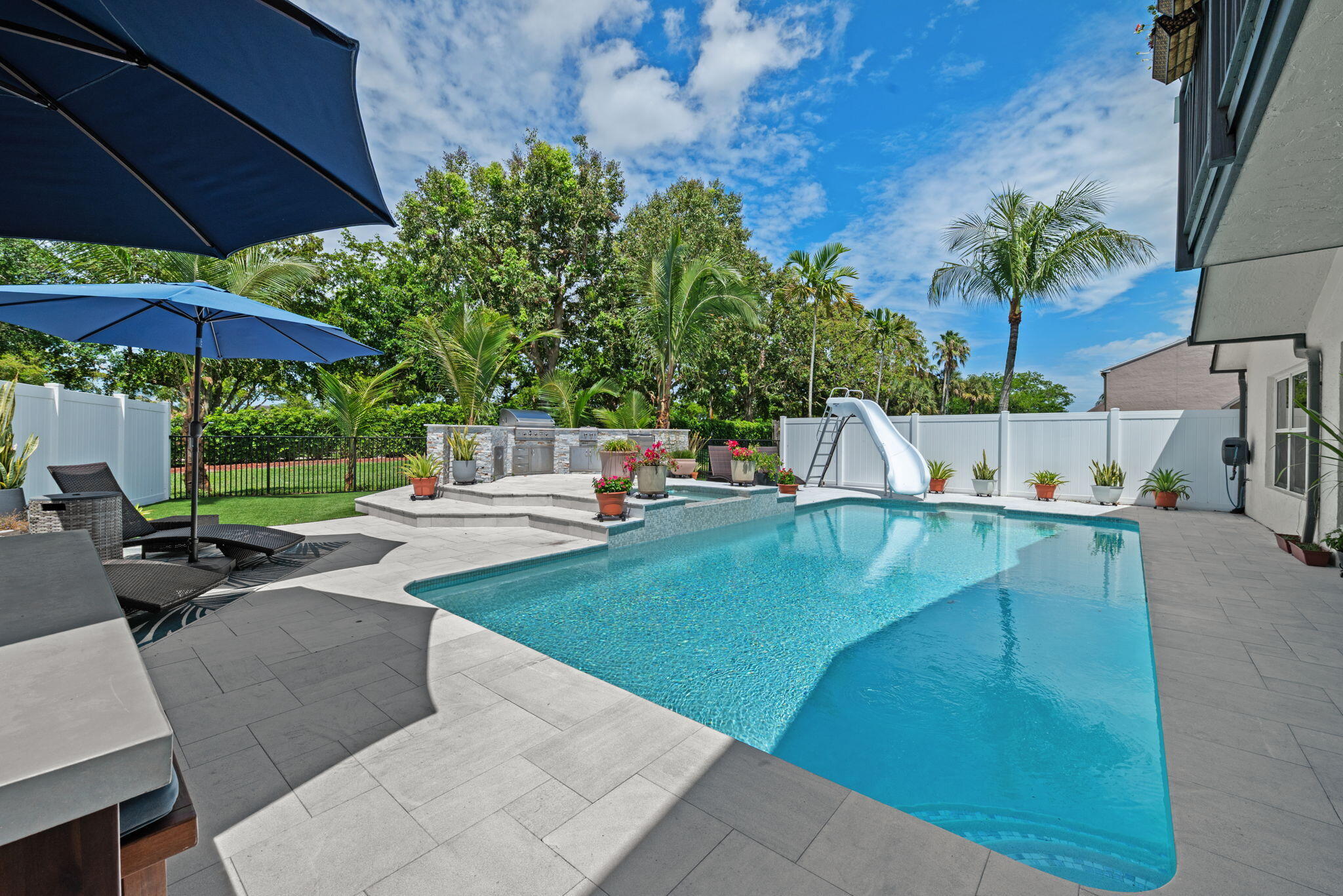 BOCA WINDS PAR F - Residential