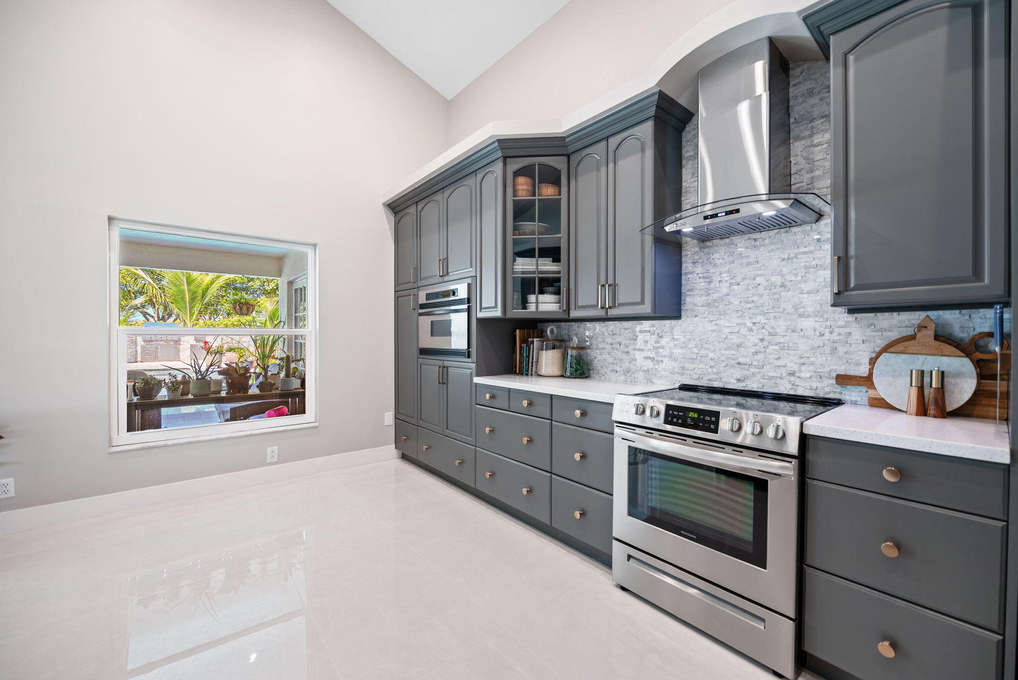 BOCA WINDS PAR F - Residential