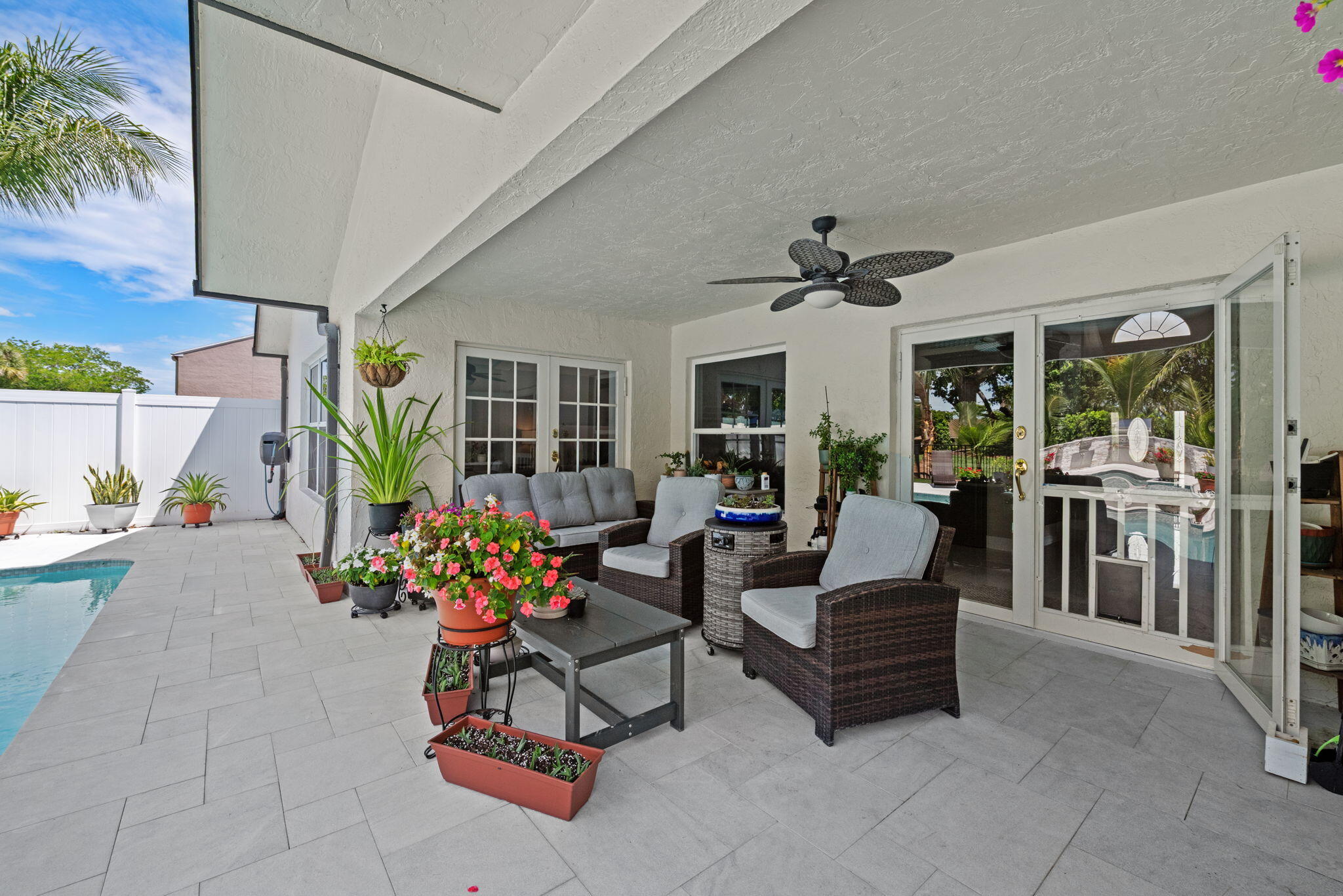 BOCA WINDS PAR F - Residential