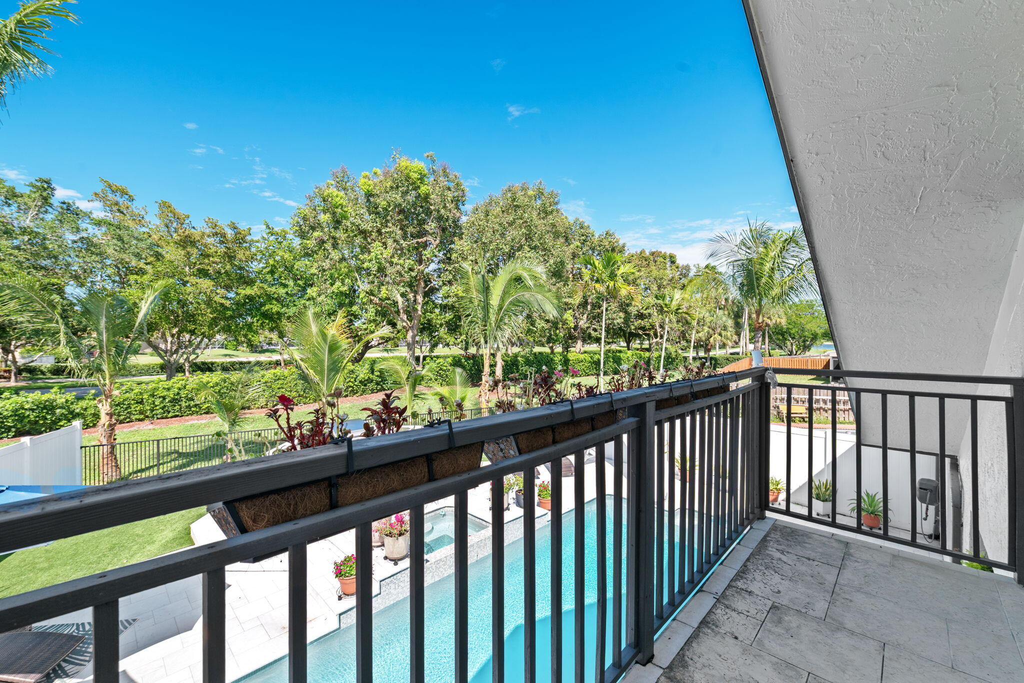 BOCA WINDS PAR F - Residential