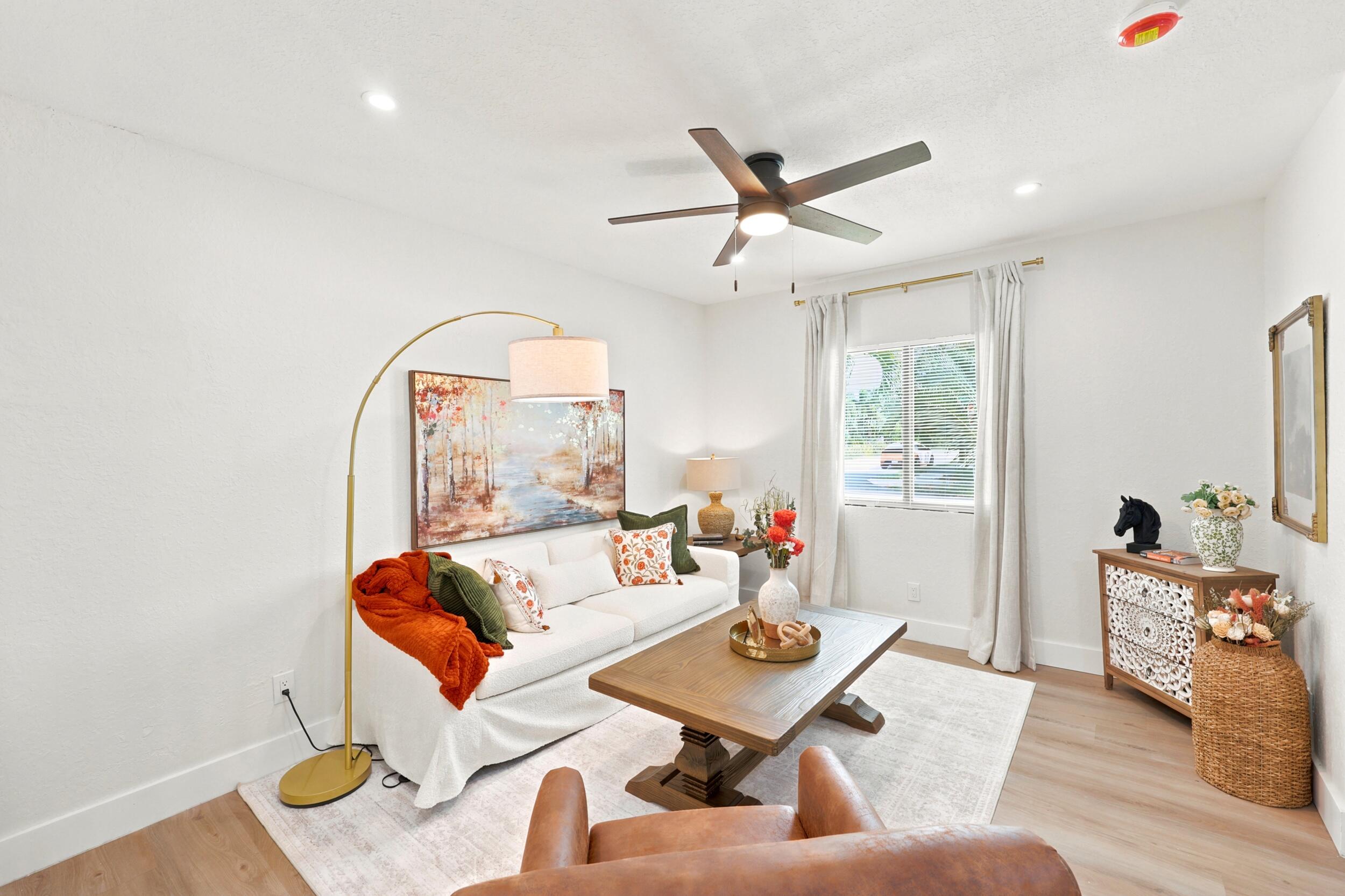 COLONIAL ESTATES - Residential