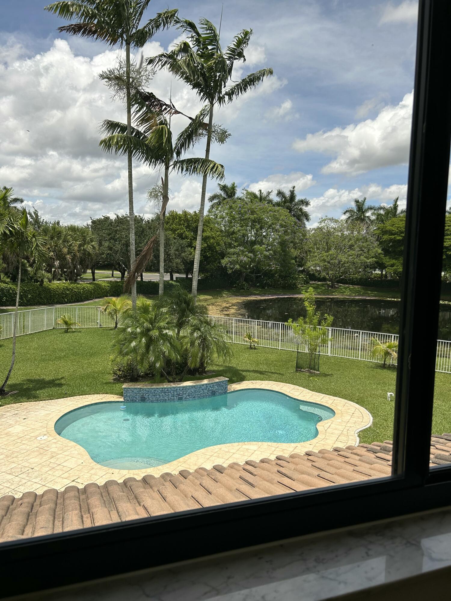 SECTOR 2-PARCELS 11 27 28 & 29 - Residential Lease