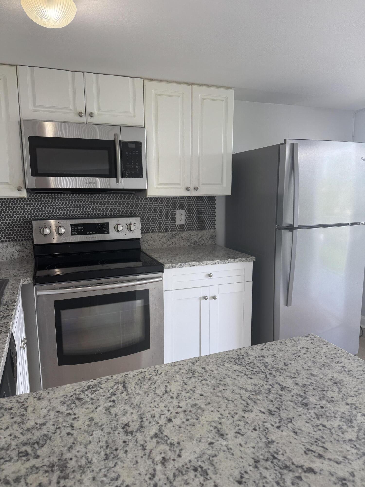 APARTMENTS AT TIMBERLAKE CONDO - Residential Lease