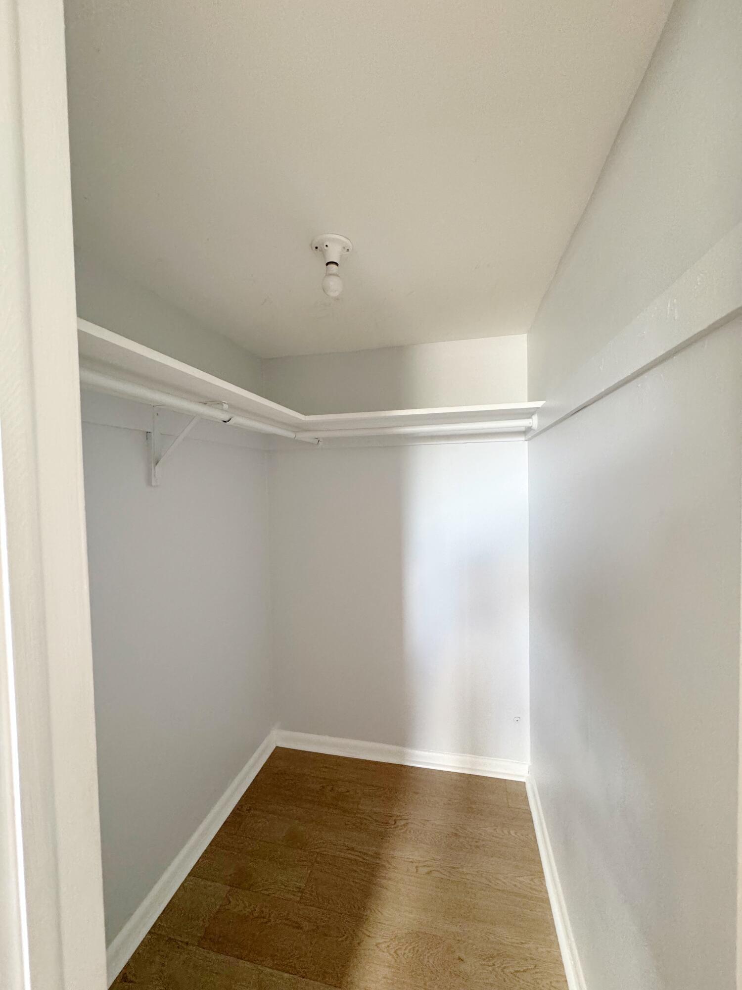 APARTMENTS AT TIMBERLAKE CONDO - Residential Lease