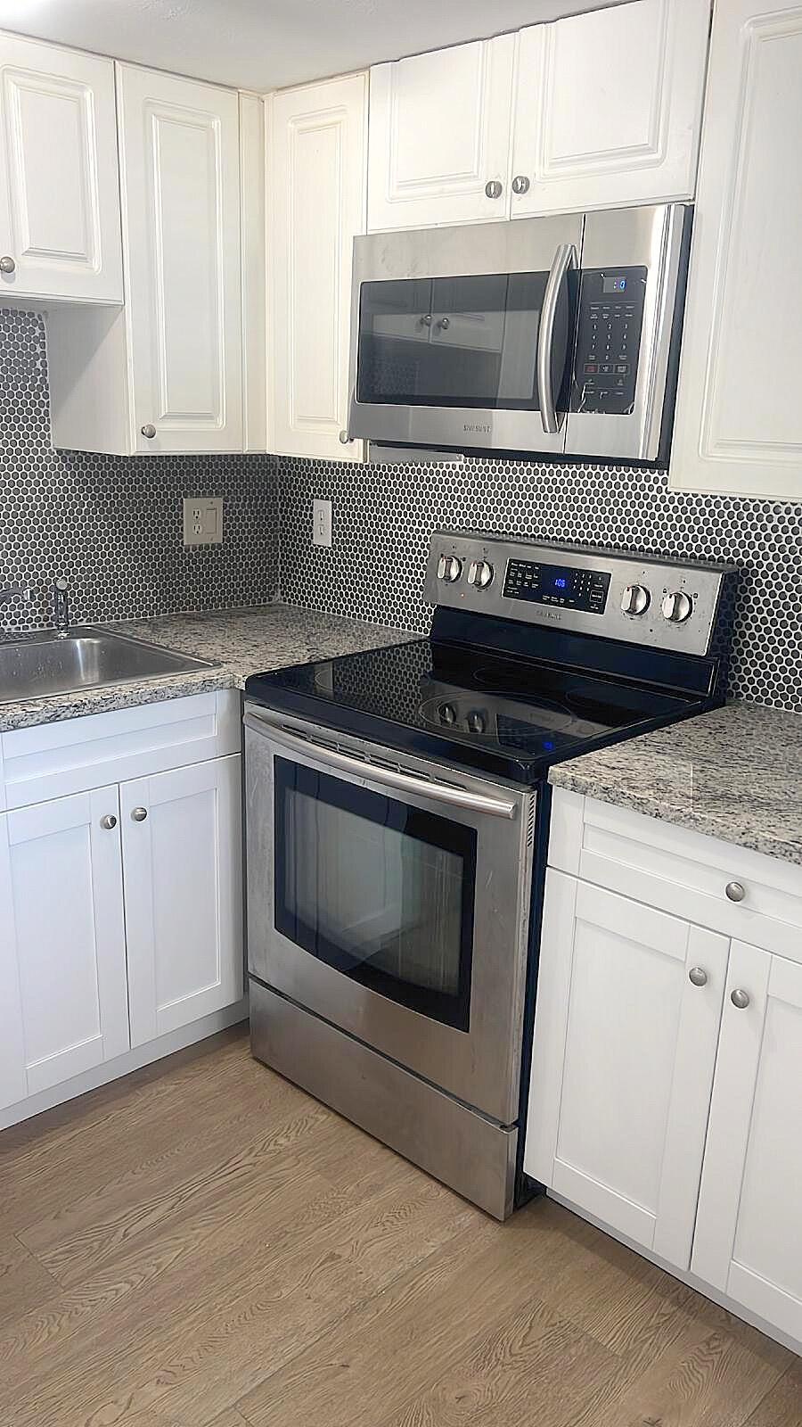 APARTMENTS AT TIMBERLAKE CONDO - Residential Lease