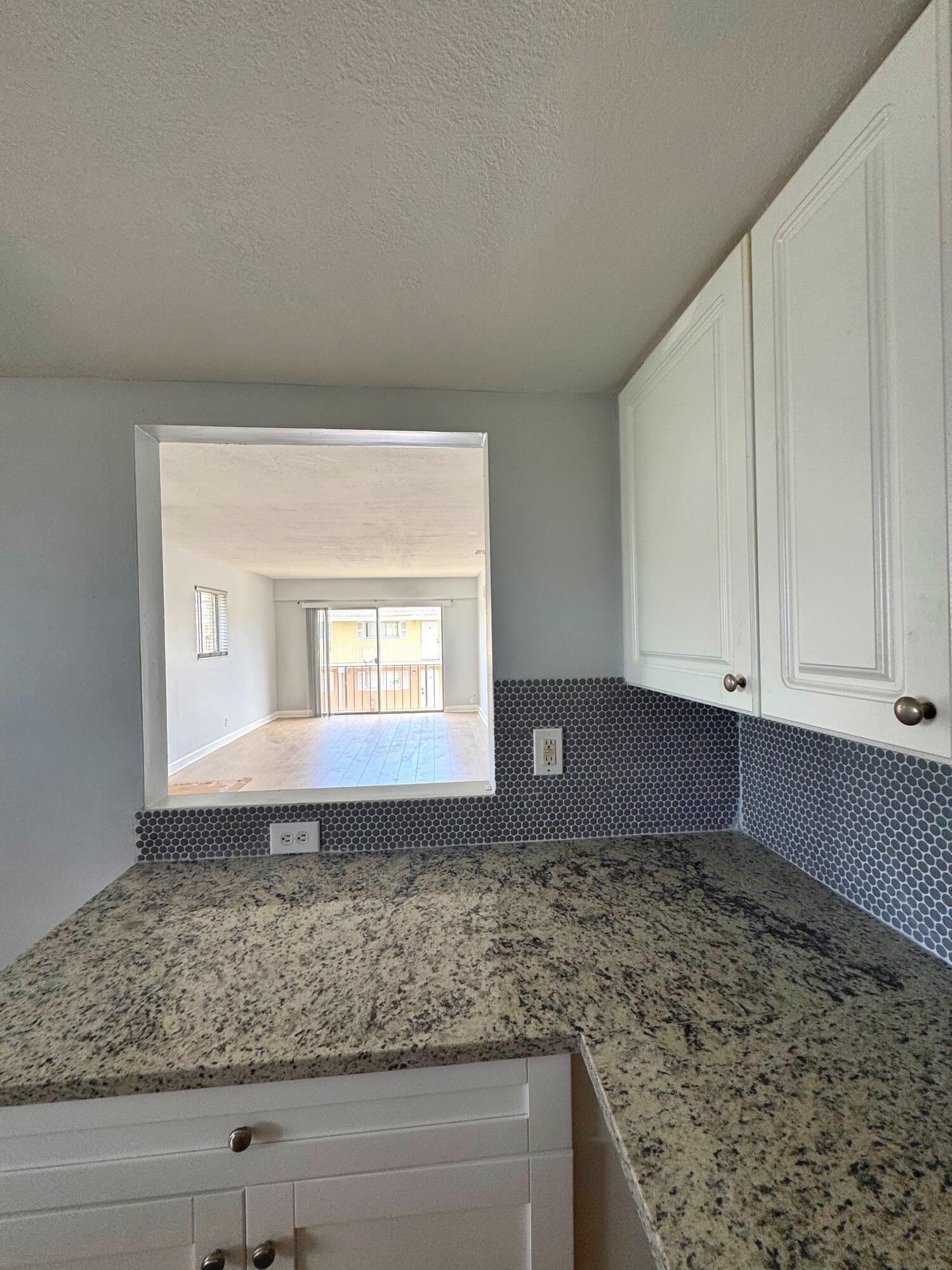 APARTMENTS AT TIMBERLAKE CONDO - Residential Lease