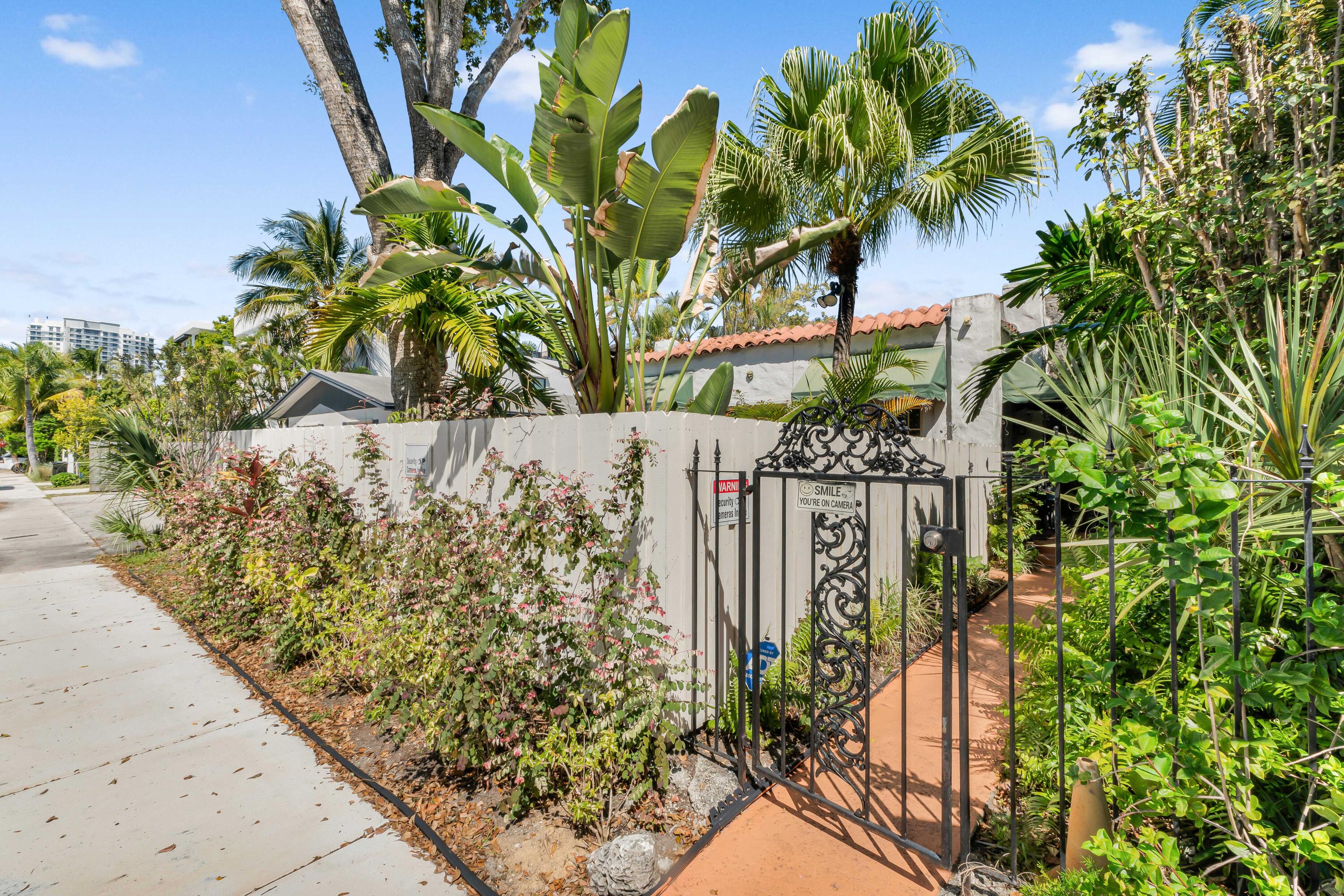 COLEE HAMMOCK - Residential Lease